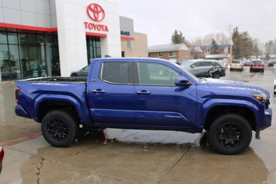 2025 Toyota Tacoma 4WD SR5