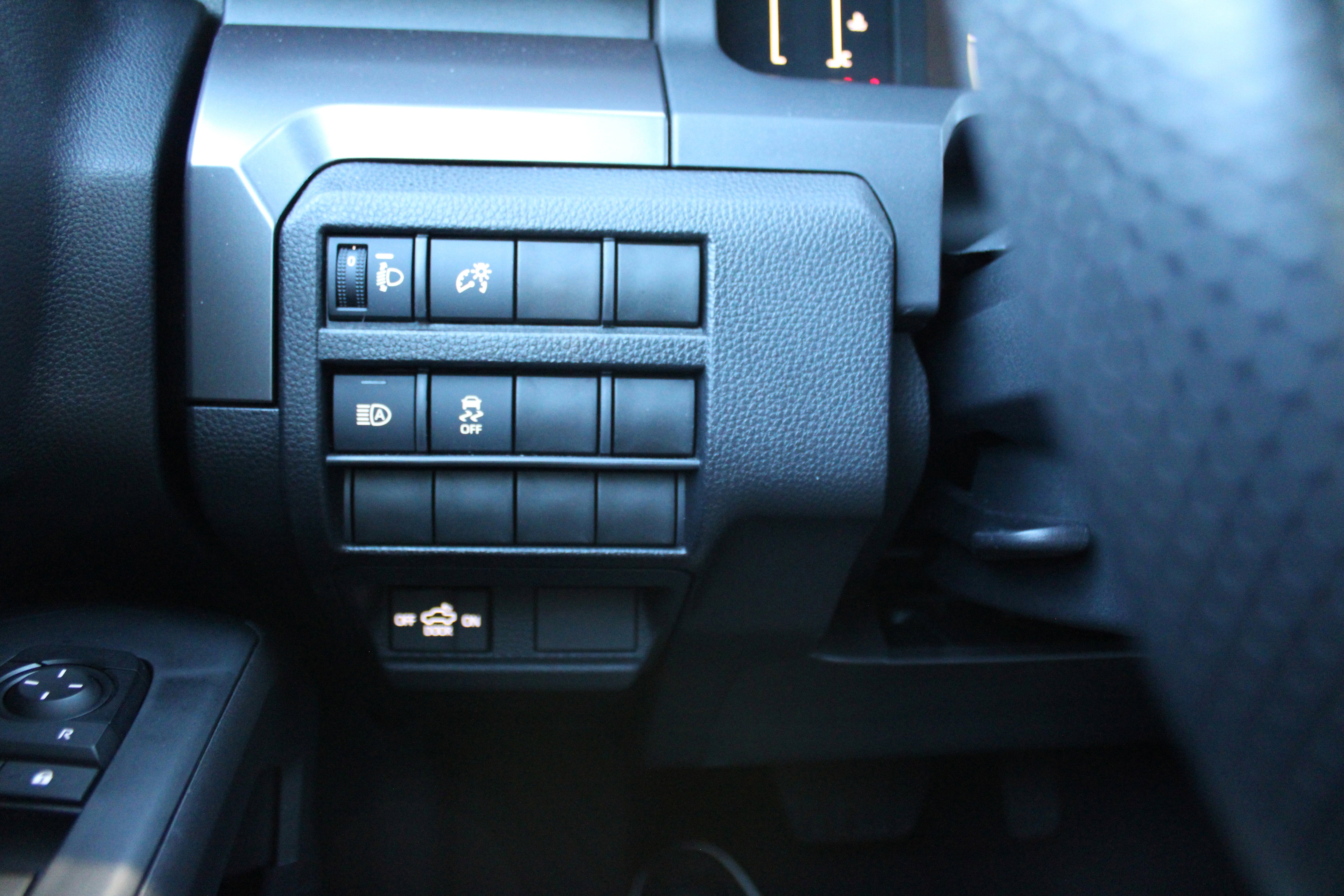 2025 Toyota Tacoma 4WD SR5