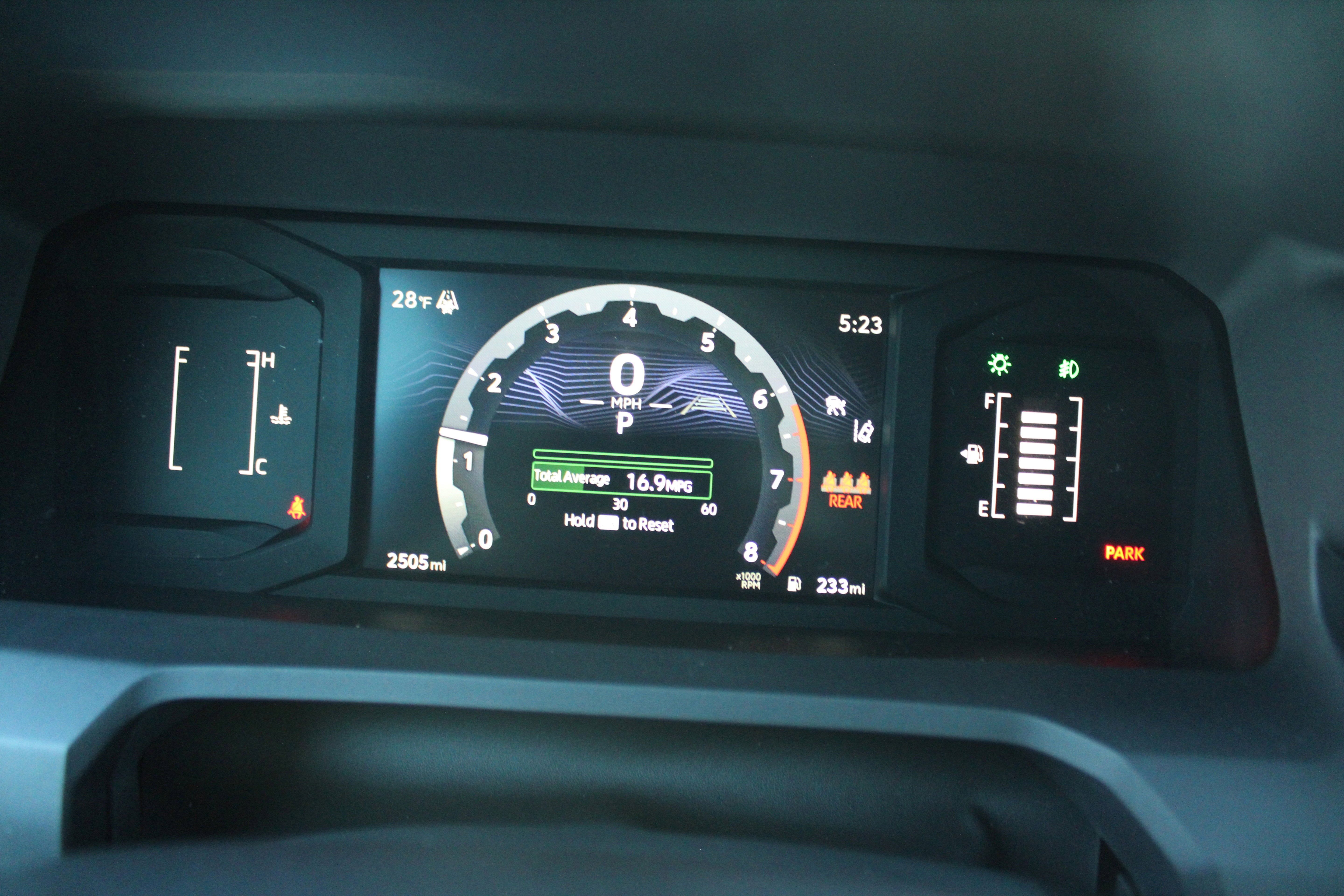 2025 Toyota Tacoma 4WD SR5