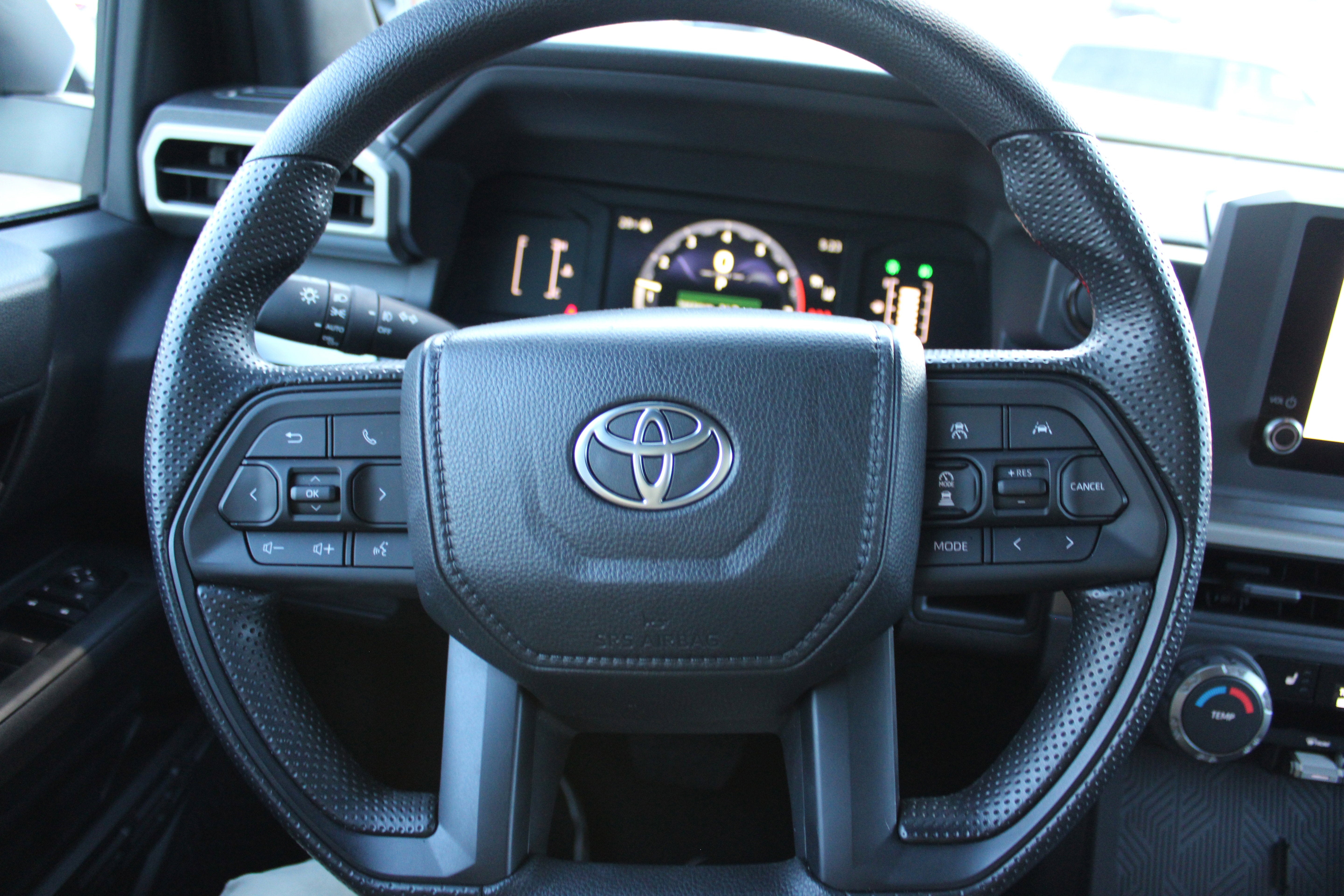 2025 Toyota Tacoma 4WD SR5