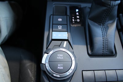 2025 Toyota Tacoma 4WD SR5