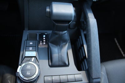 2025 Toyota Tacoma 4WD SR5