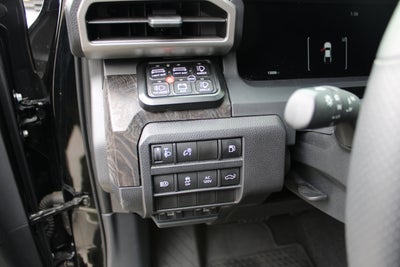 2024 Toyota Tacoma 4WD Limited Hybrid