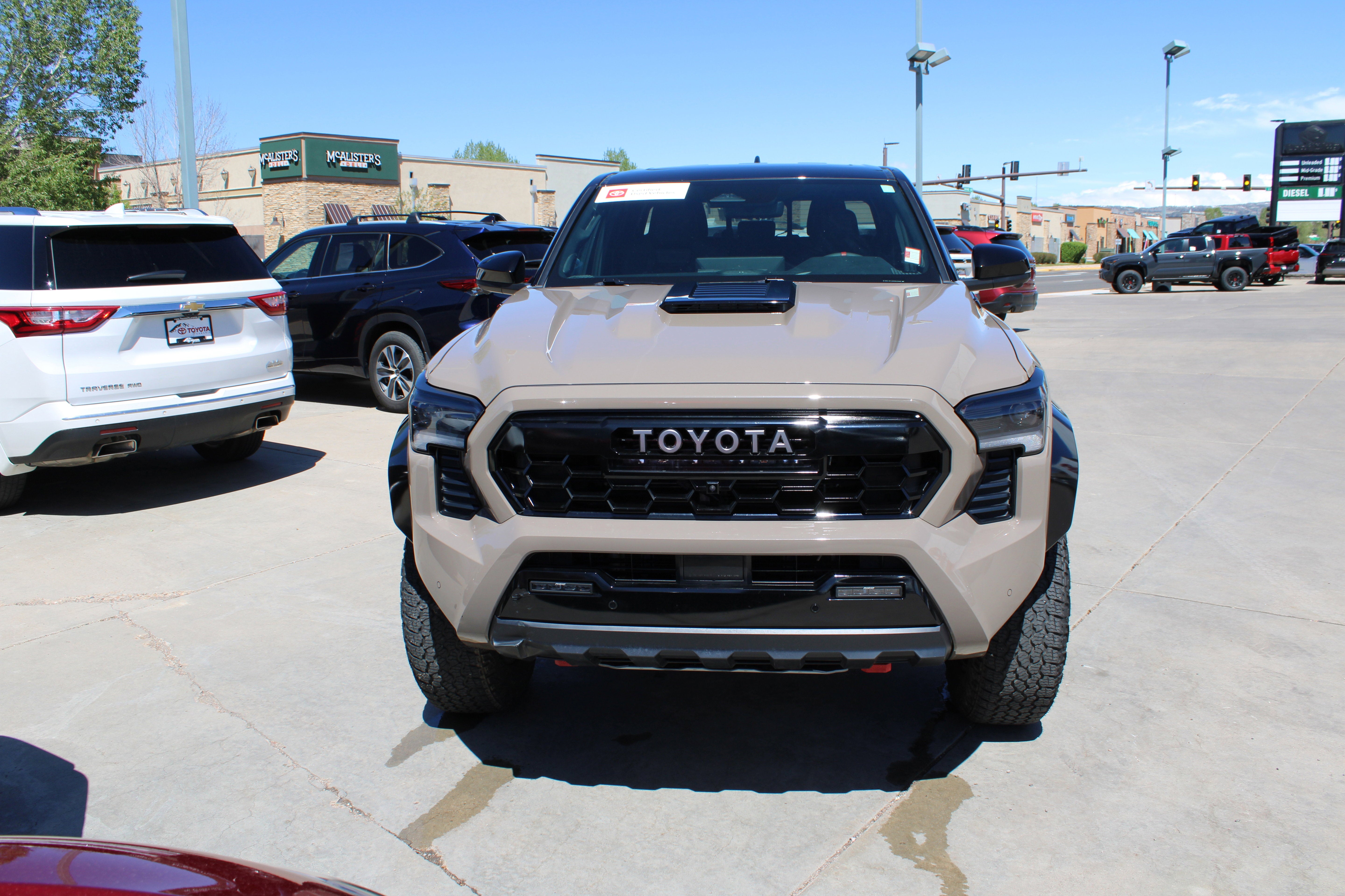 2025 Toyota Tacoma 4WD TRD Pro Hybrid