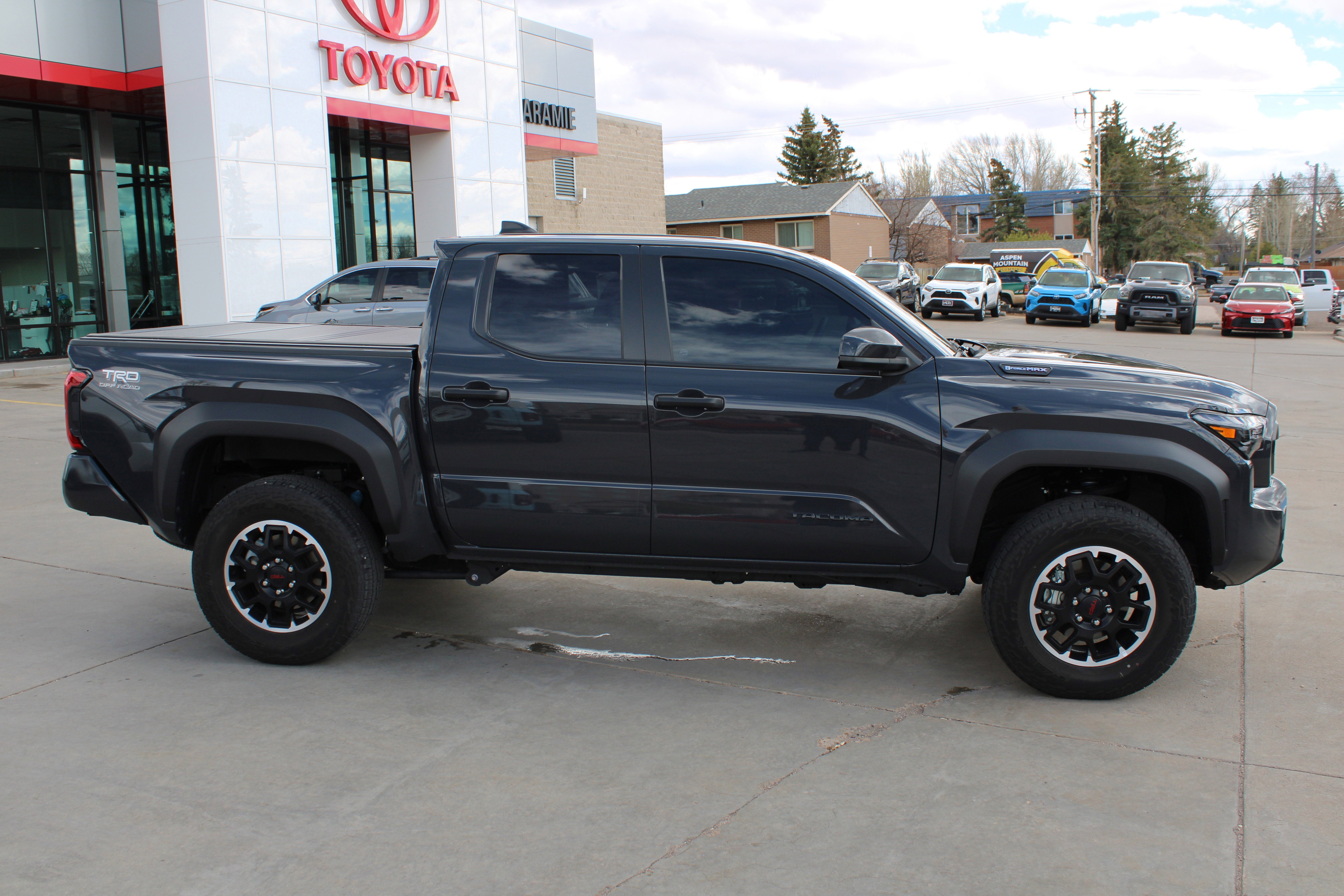 2025 Toyota Tacoma 4WD TRD Off Road Hybrid