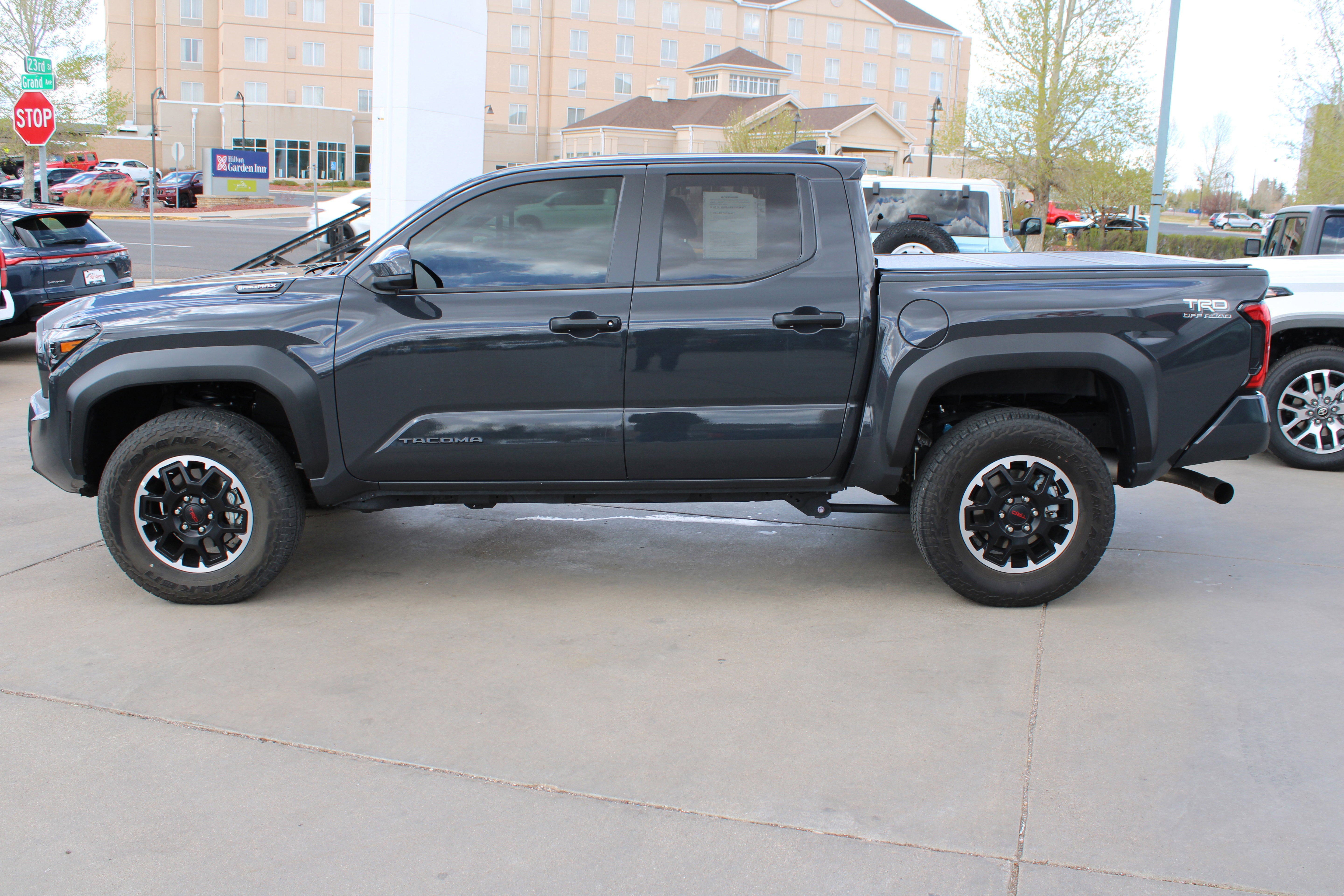 2025 Toyota Tacoma 4WD TRD Off Road Hybrid