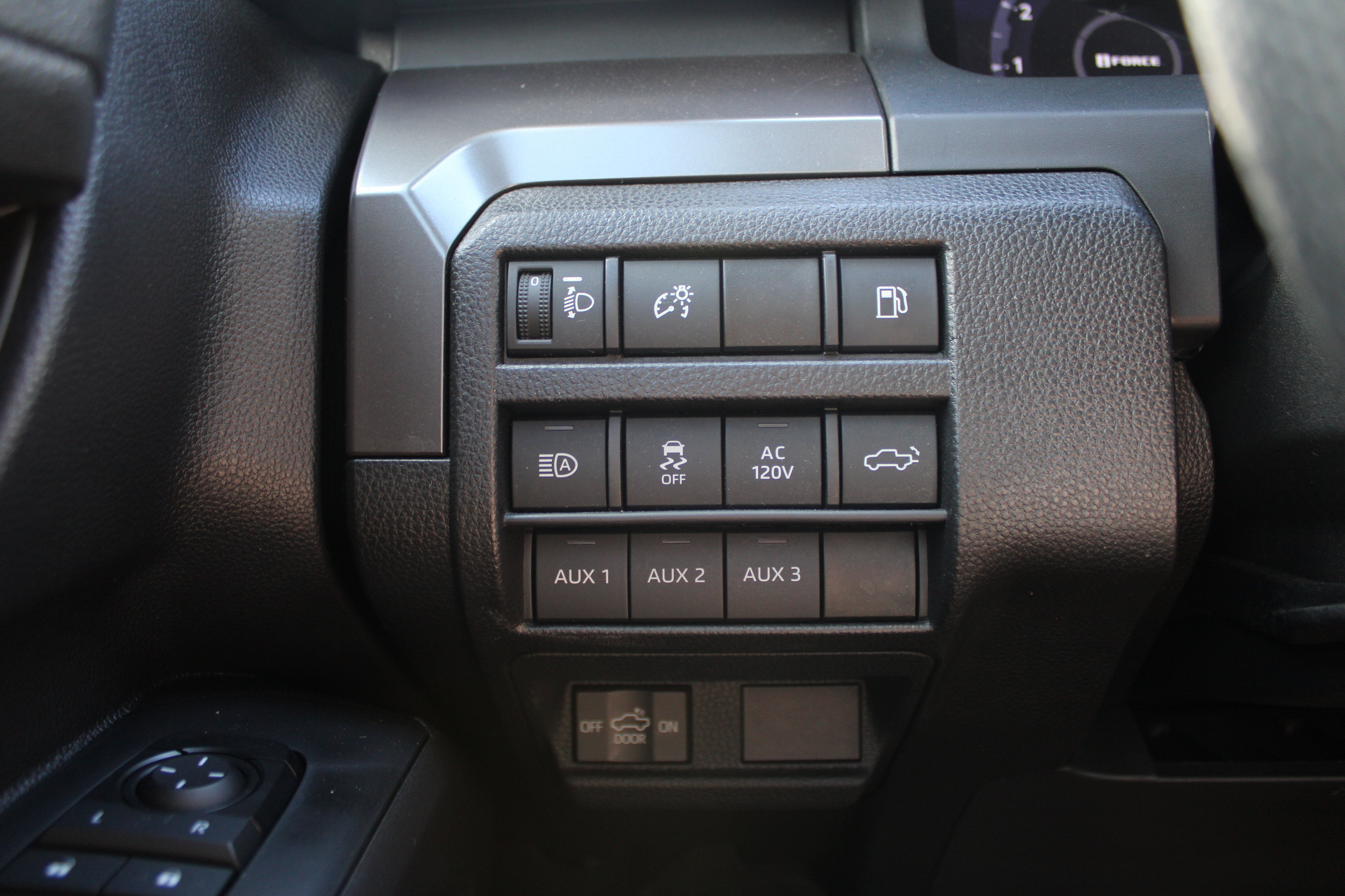 2025 Toyota Tacoma 4WD TRD Off Road Hybrid