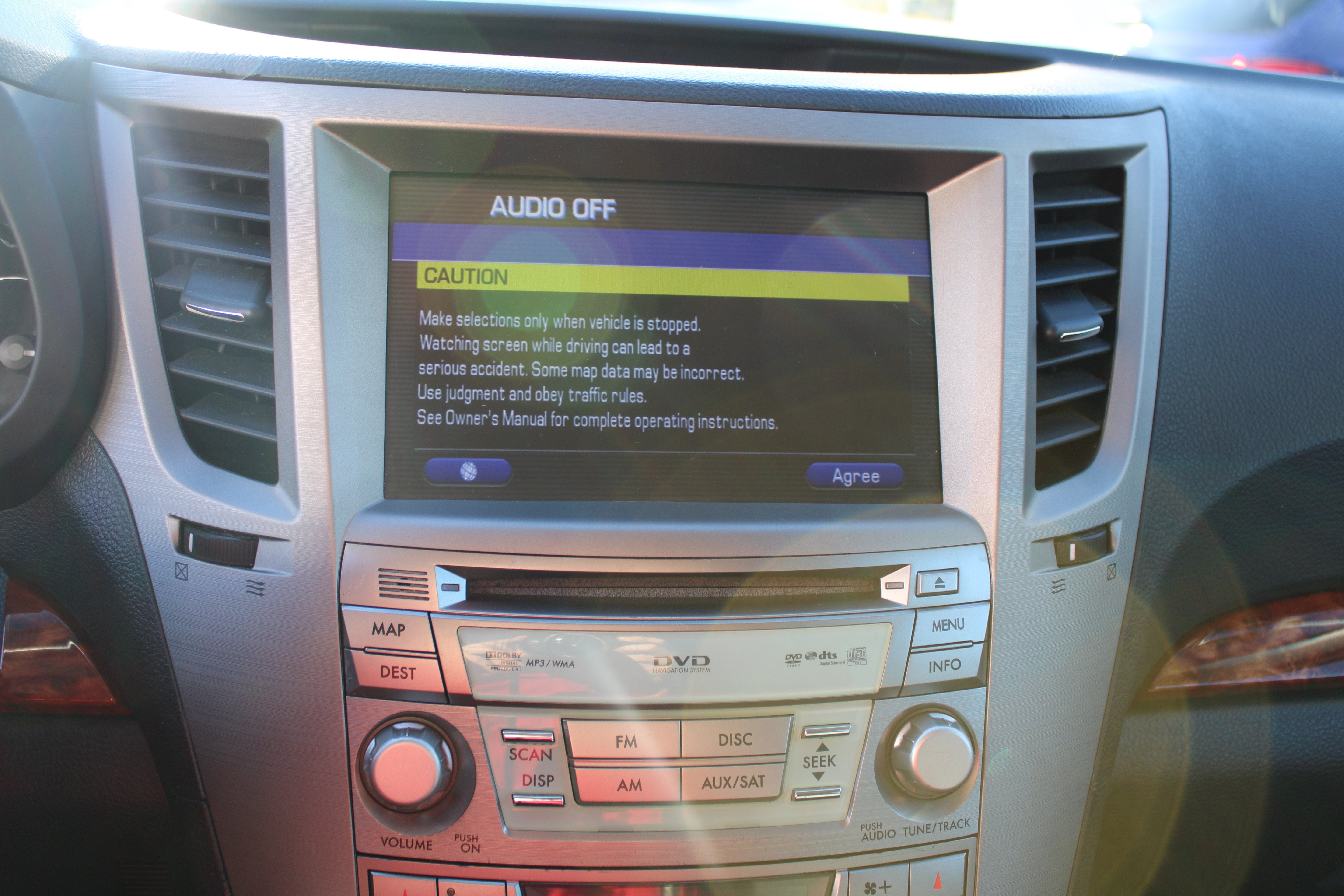 2011 Subaru Outback 2.5i Limited Pwr Moon/Nav