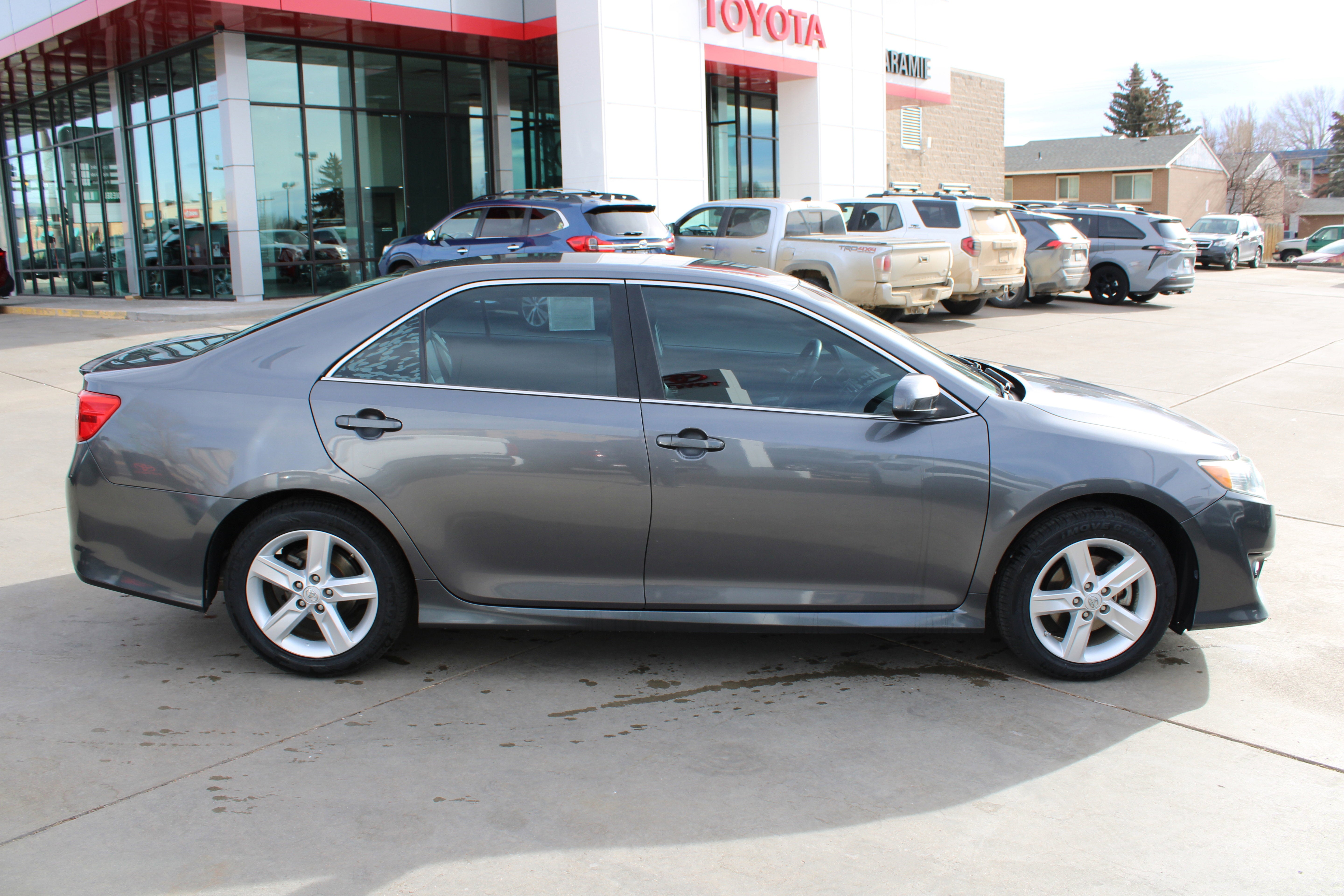 2014 Toyota Camry SE