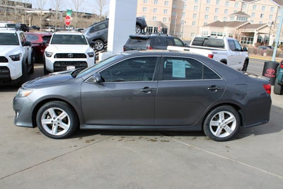 2014 Toyota Camry SE