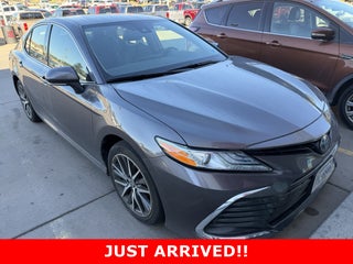2023 Toyota Camry Hybrid XLE