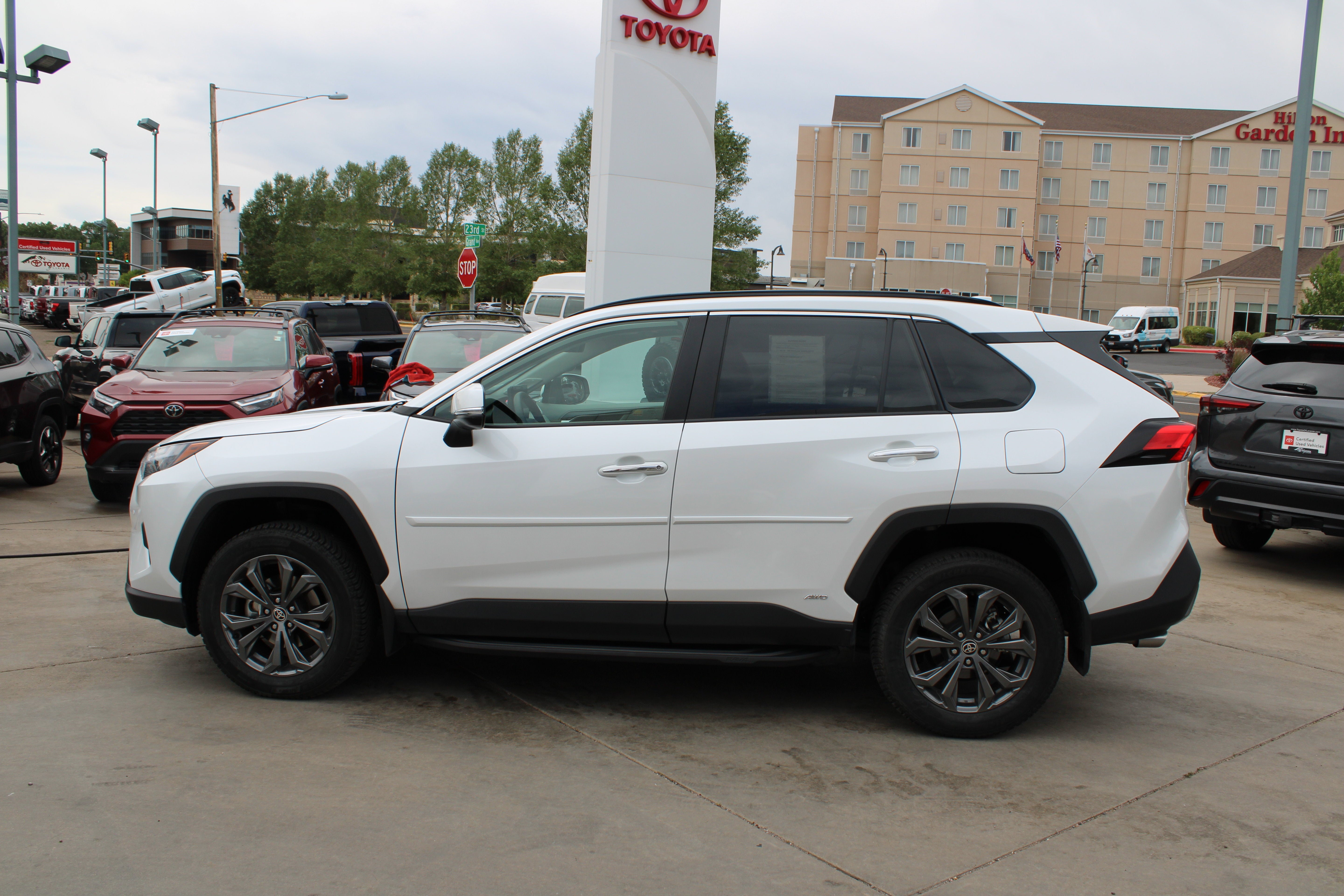 2023 Toyota RAV4 Hybrid Limited