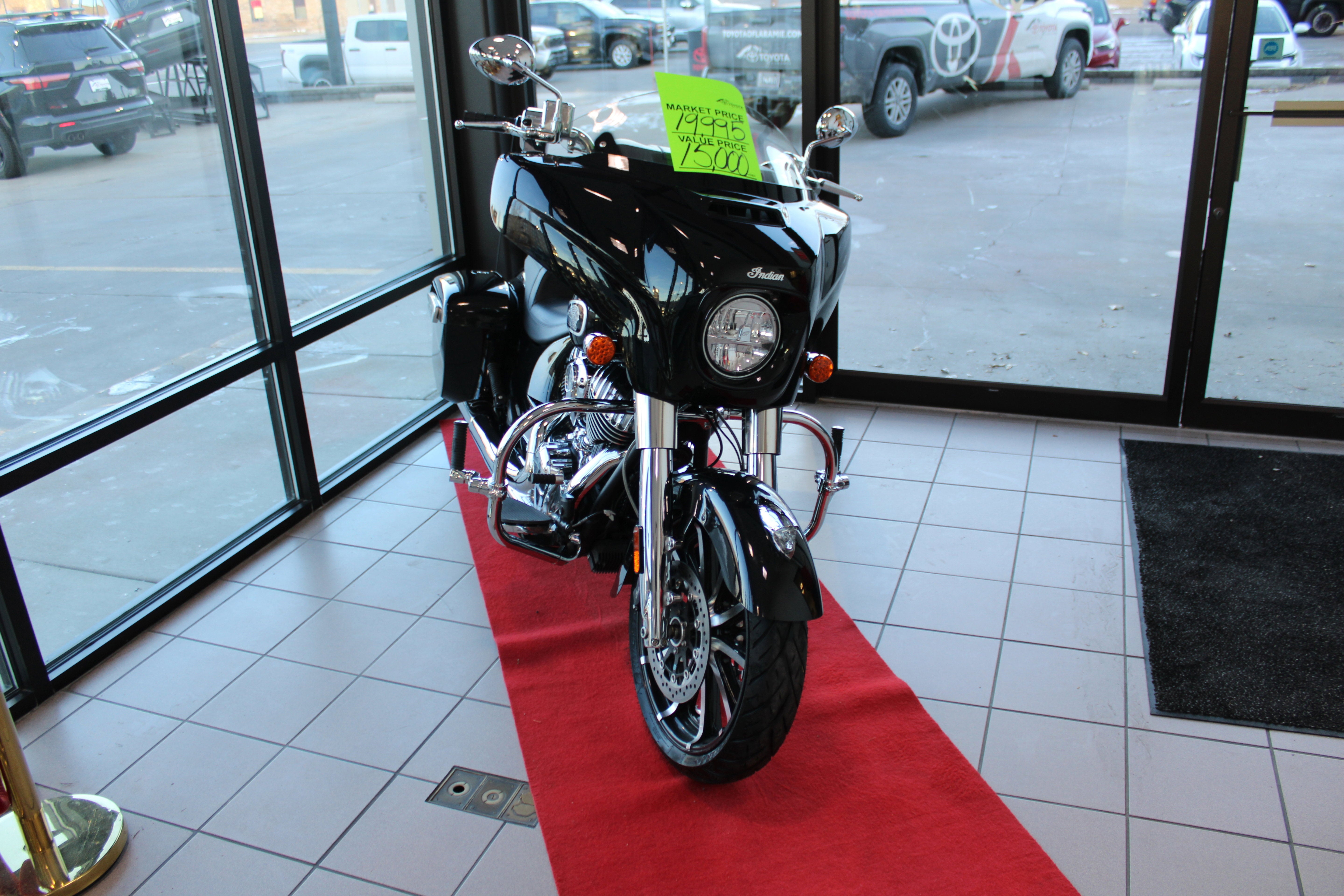 2021 INDIAN CHIEFTAIN LIMITED Base