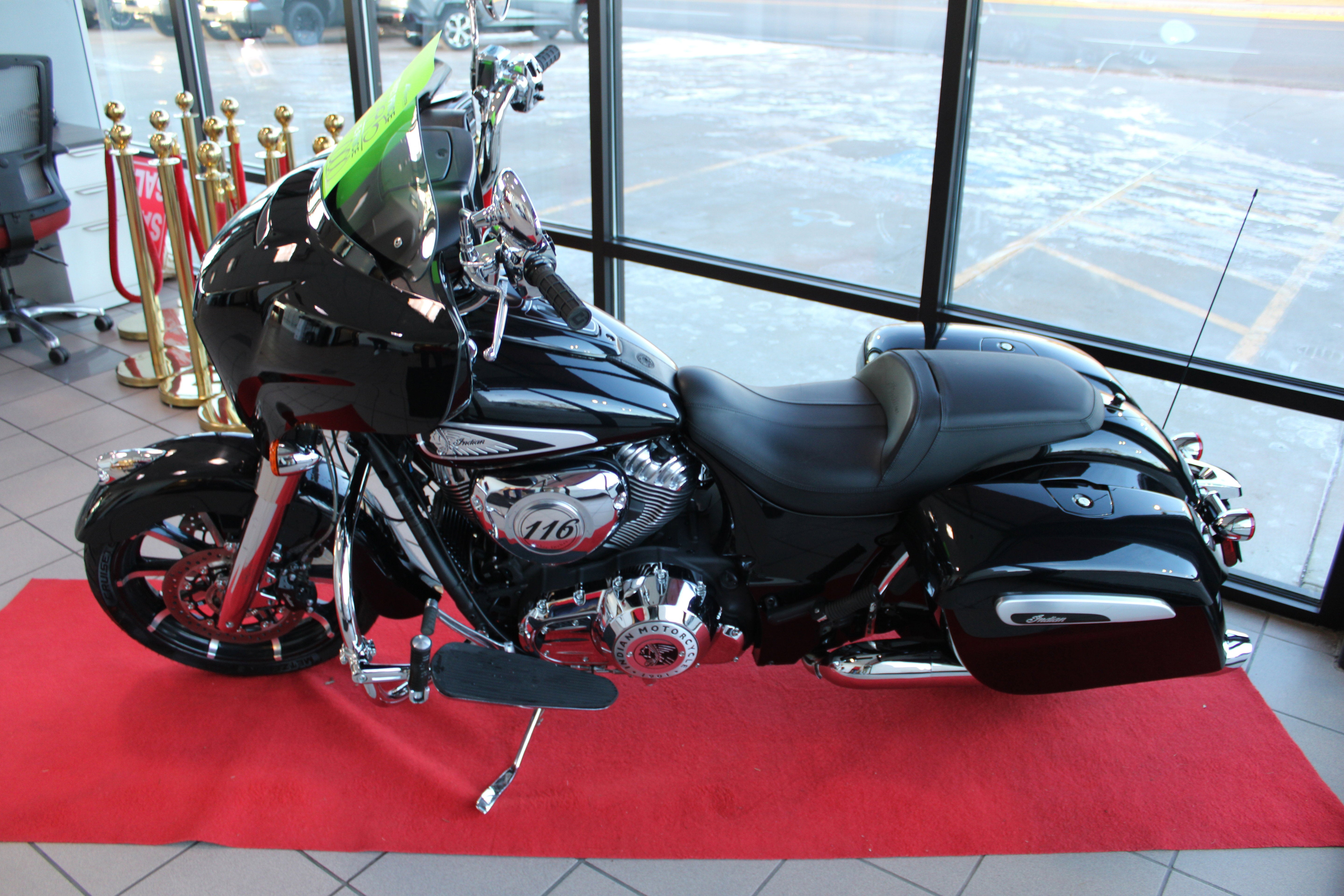 2021 INDIAN CHIEFTAIN LIMITED Base