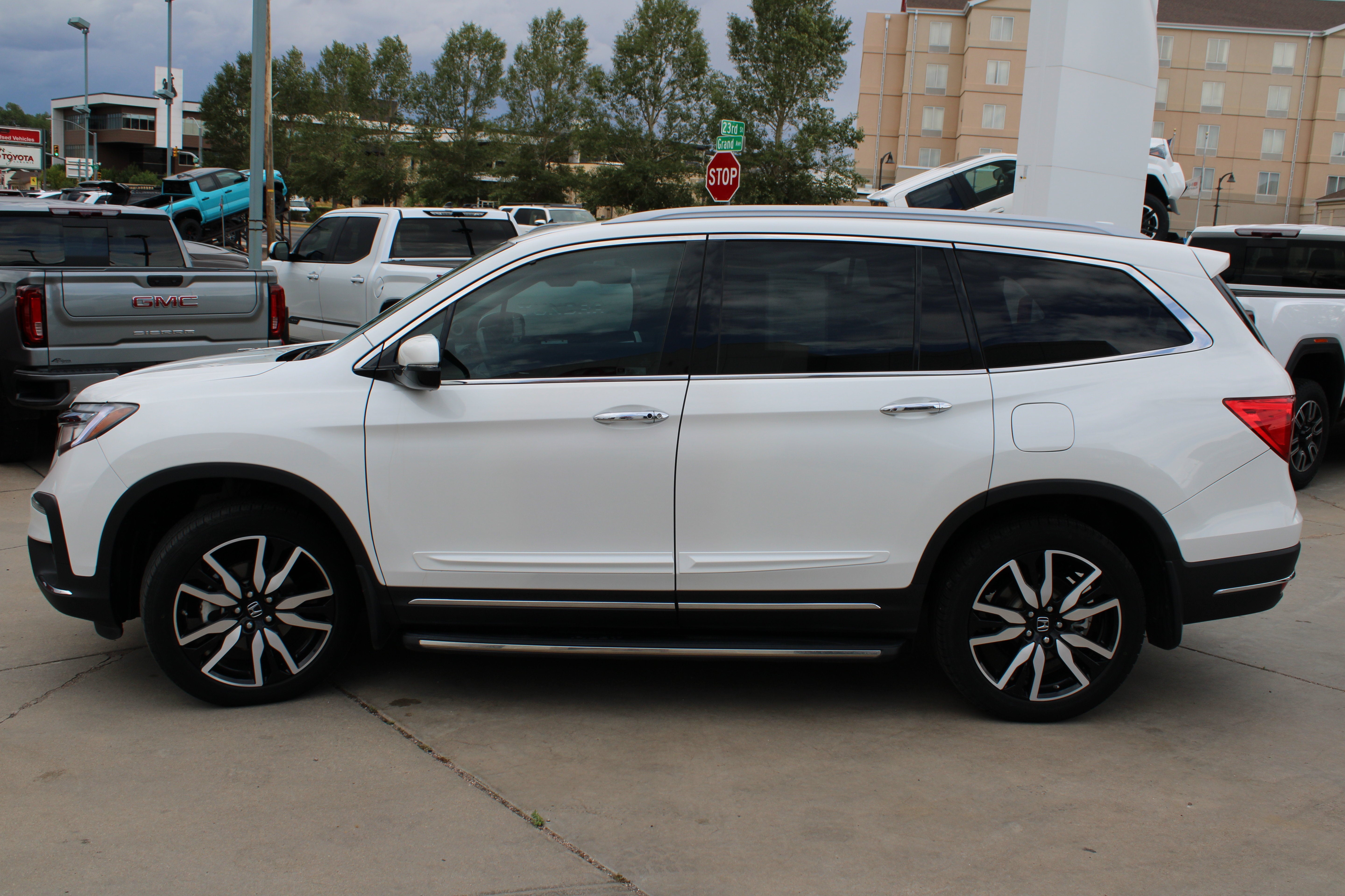 2022 Honda Pilot Elite