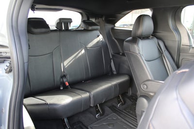 2025 Toyota Sienna Woodland Edition