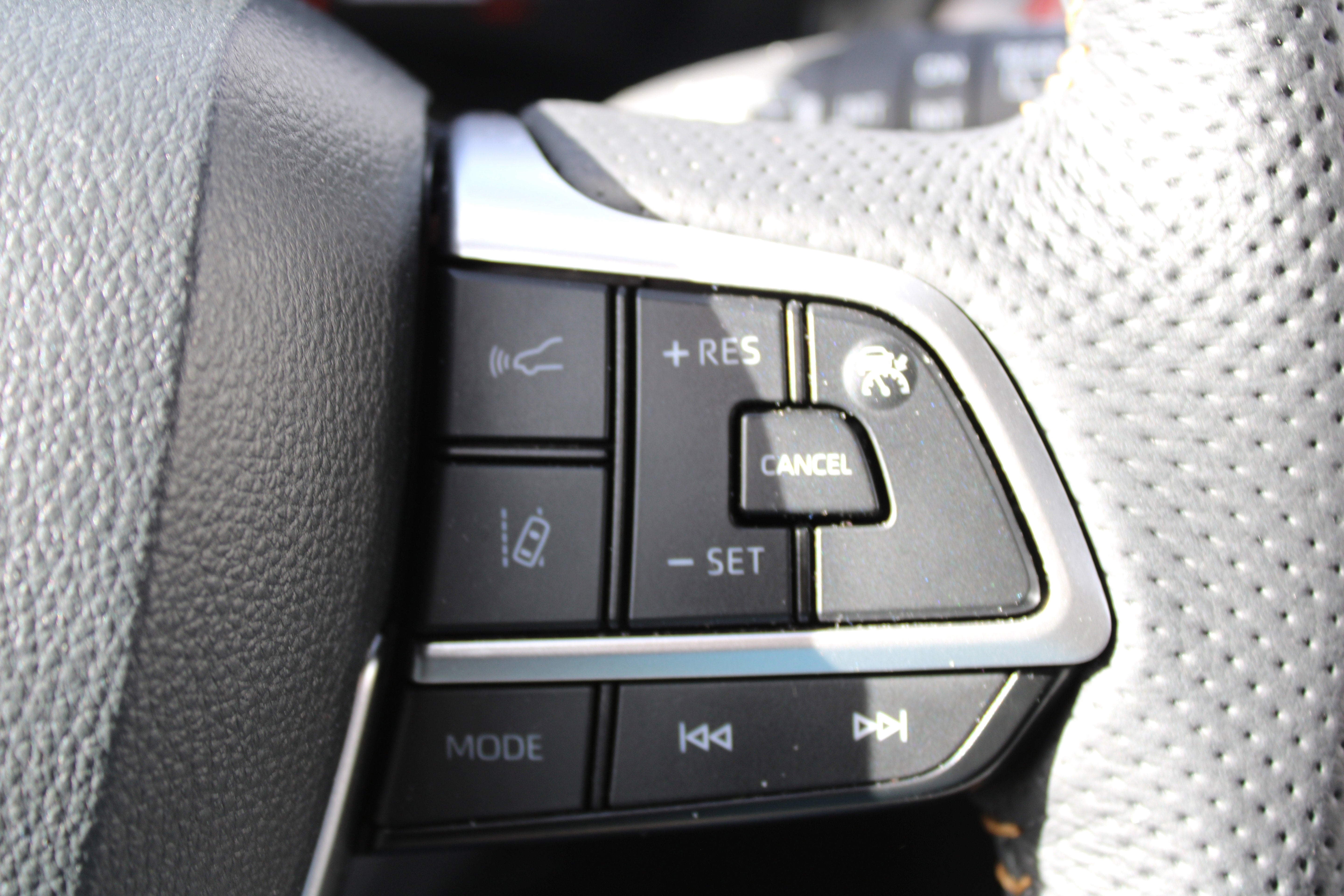 2025 Toyota Sienna Woodland Edition