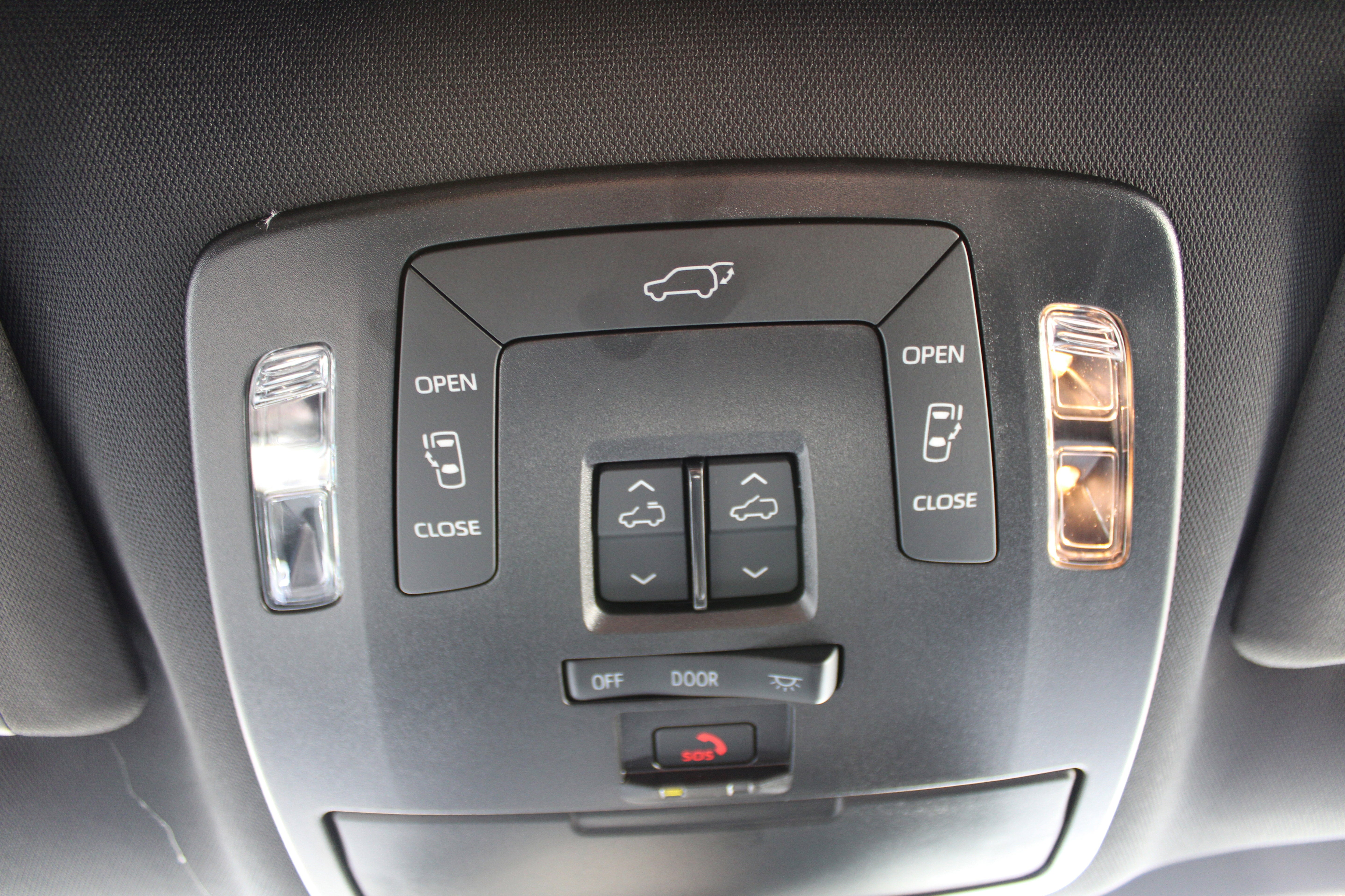 2025 Toyota Sienna Woodland Edition