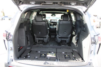 2025 Toyota Sienna Woodland Edition