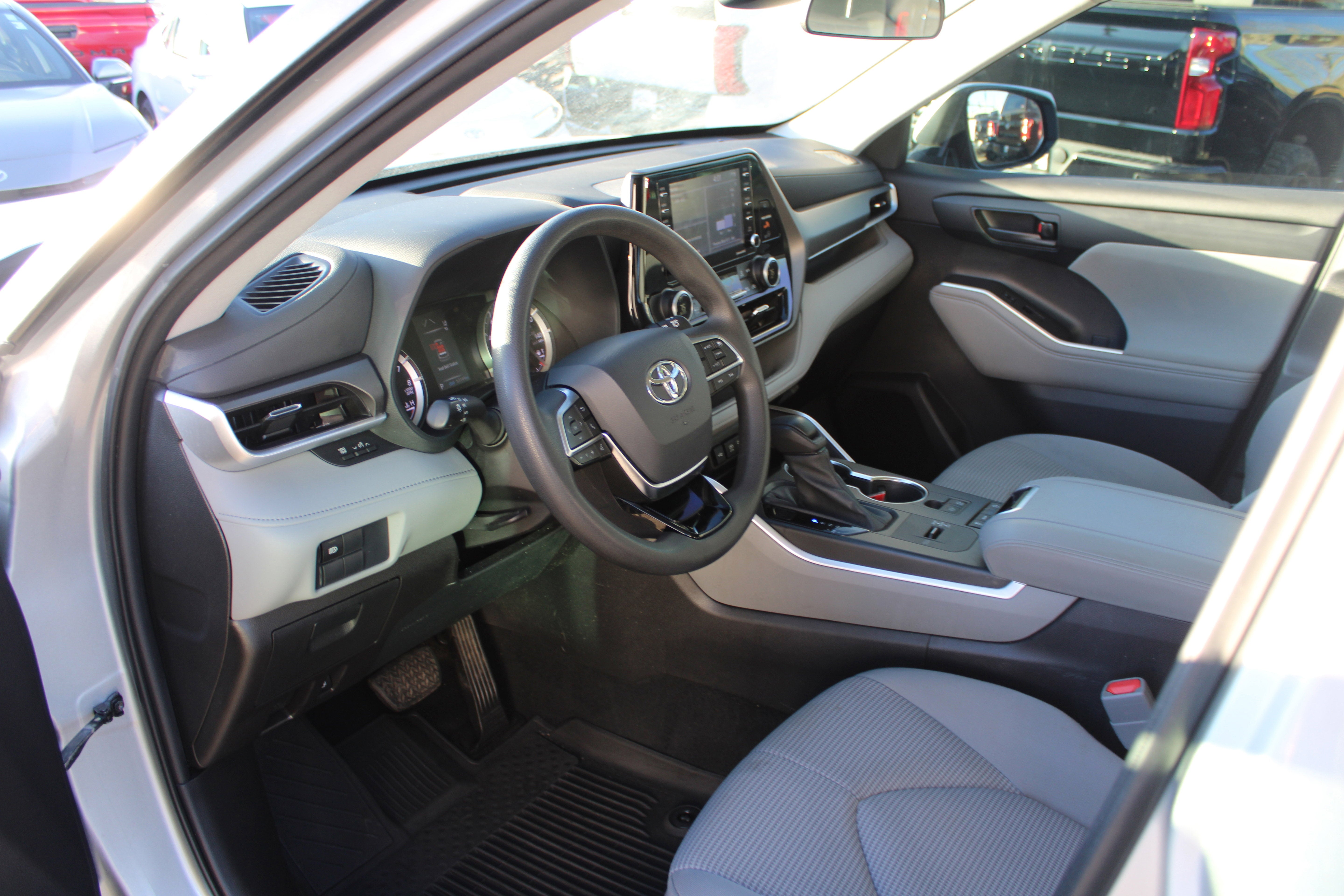 2021 Toyota Highlander L