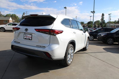 2022 Toyota Highlander Limited