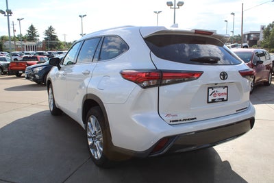 2022 Toyota Highlander Limited