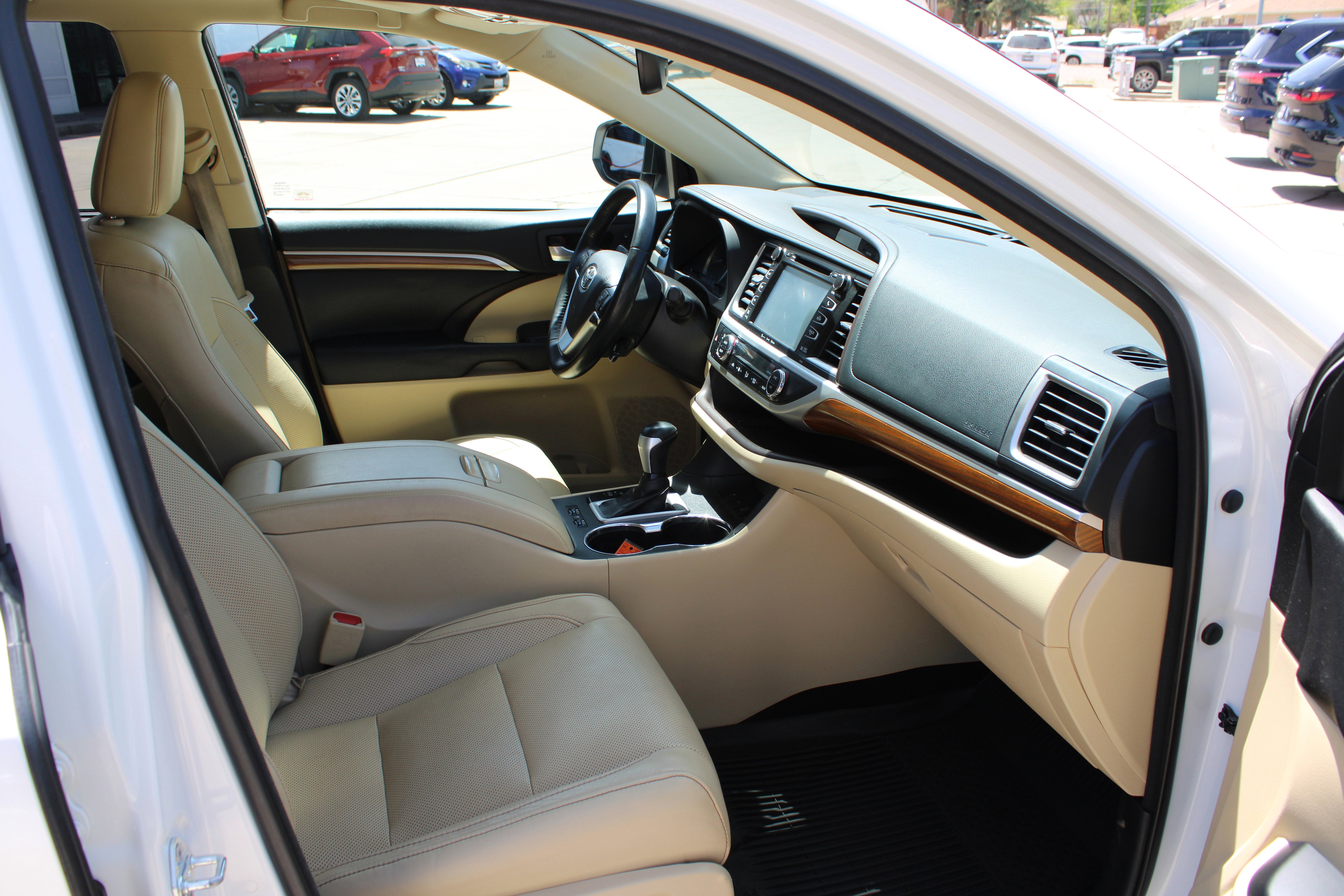 2017 Toyota Highlander Limited Platinum