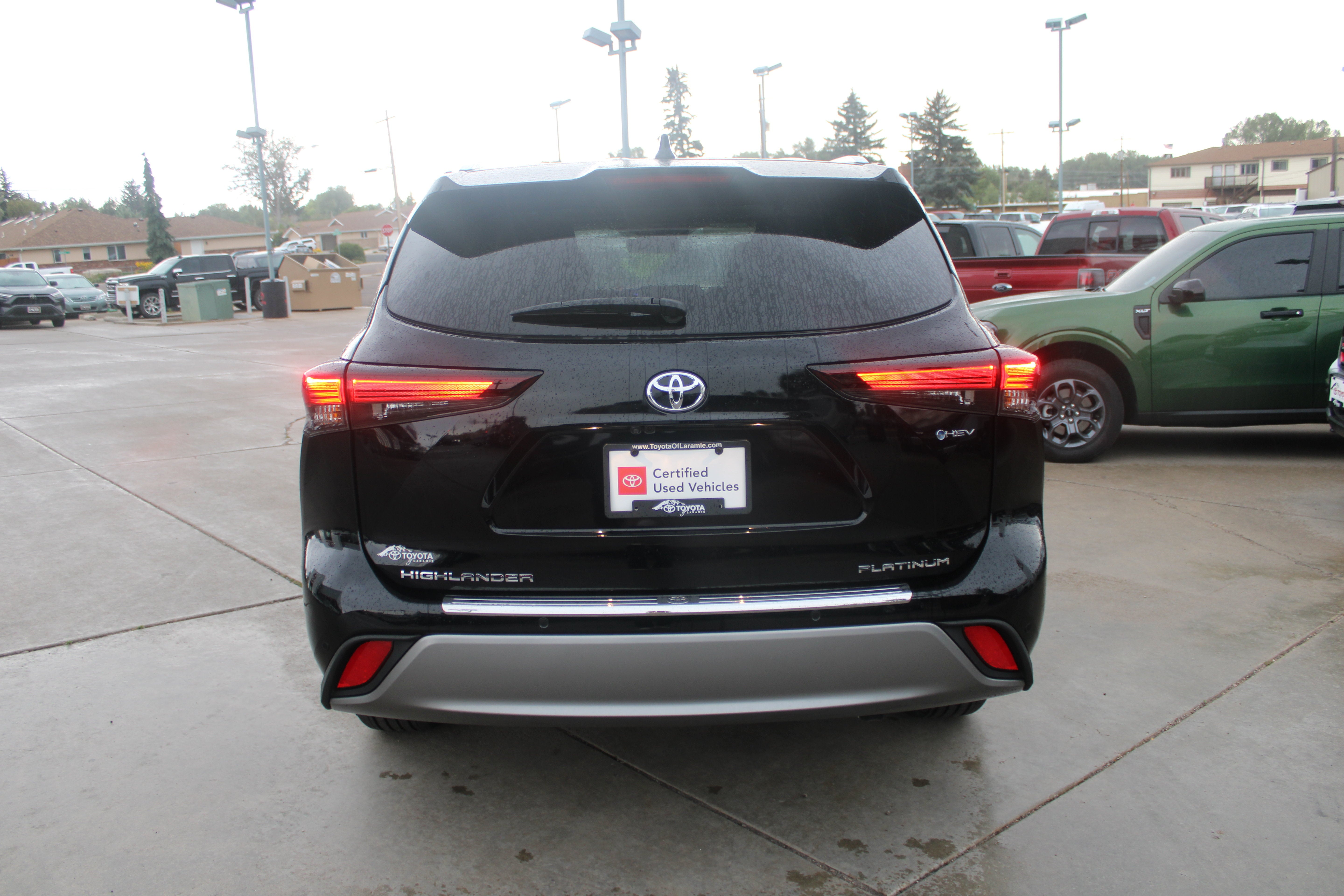 2026 Toyota Highlander Hybrid Platinum