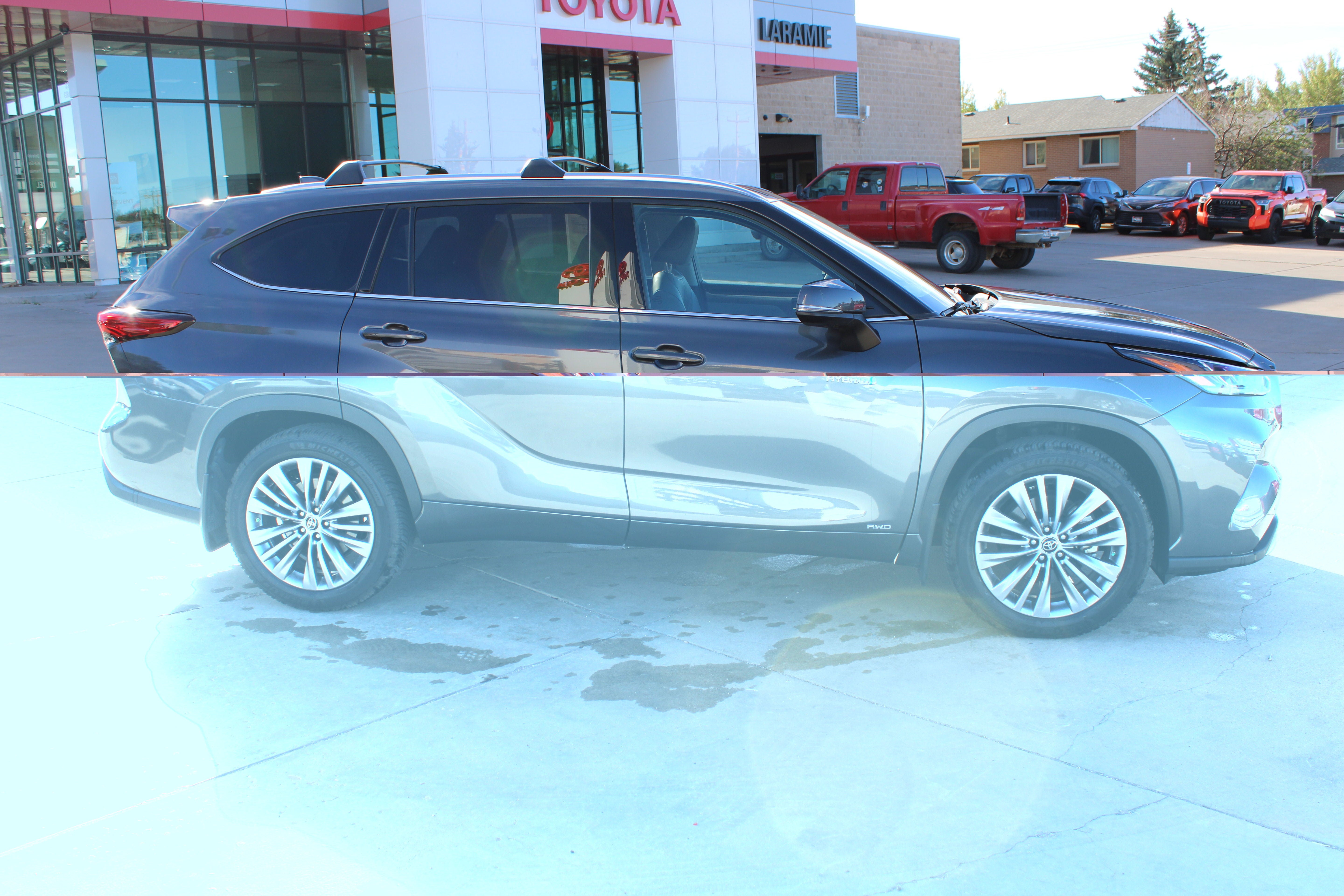 2021 Toyota Highlander Hybrid Platinum