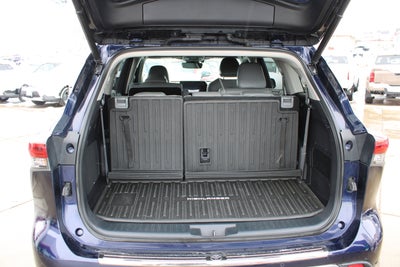 2022 Toyota Highlander Hybrid Platinum