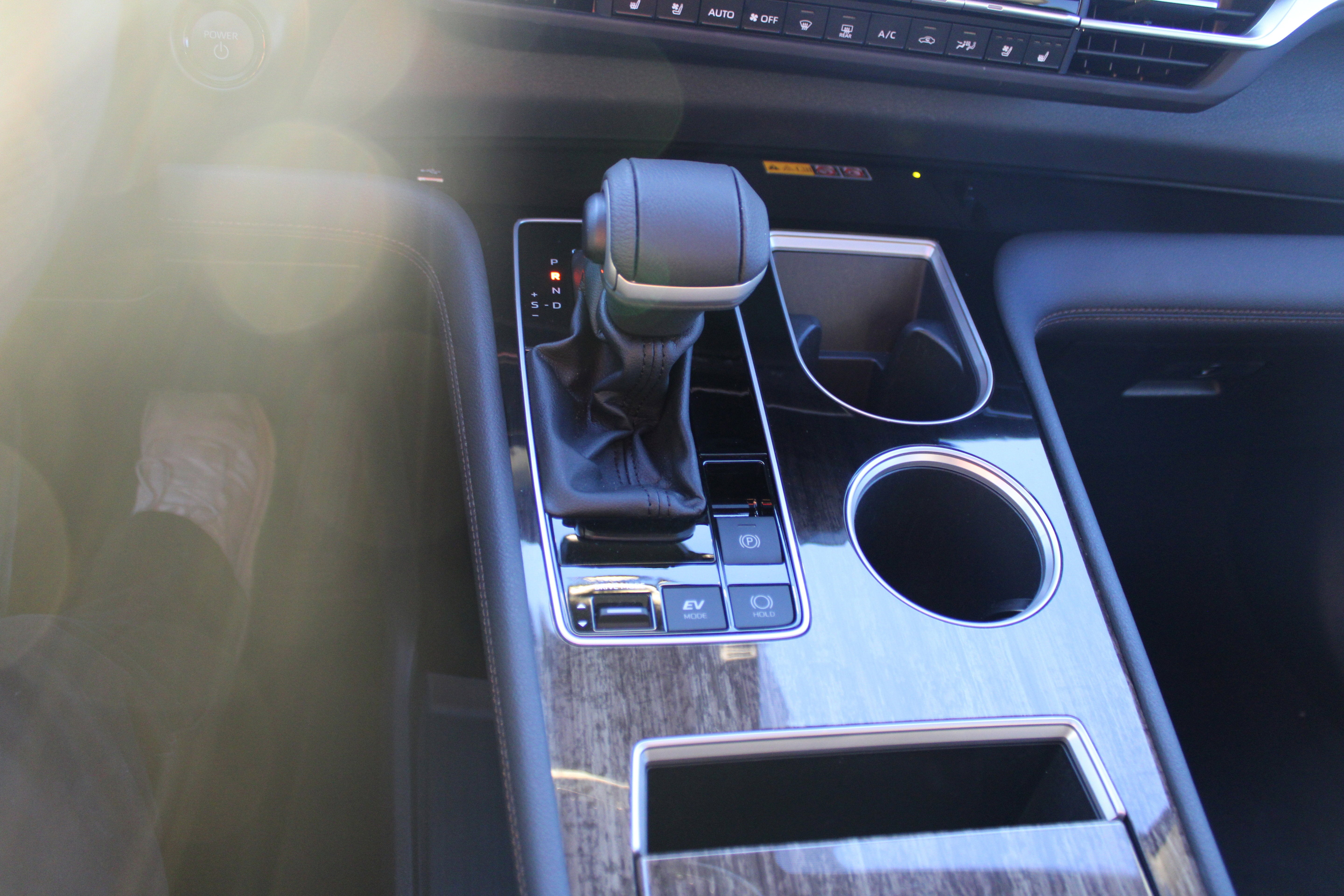 2025 Toyota Sienna Platinum