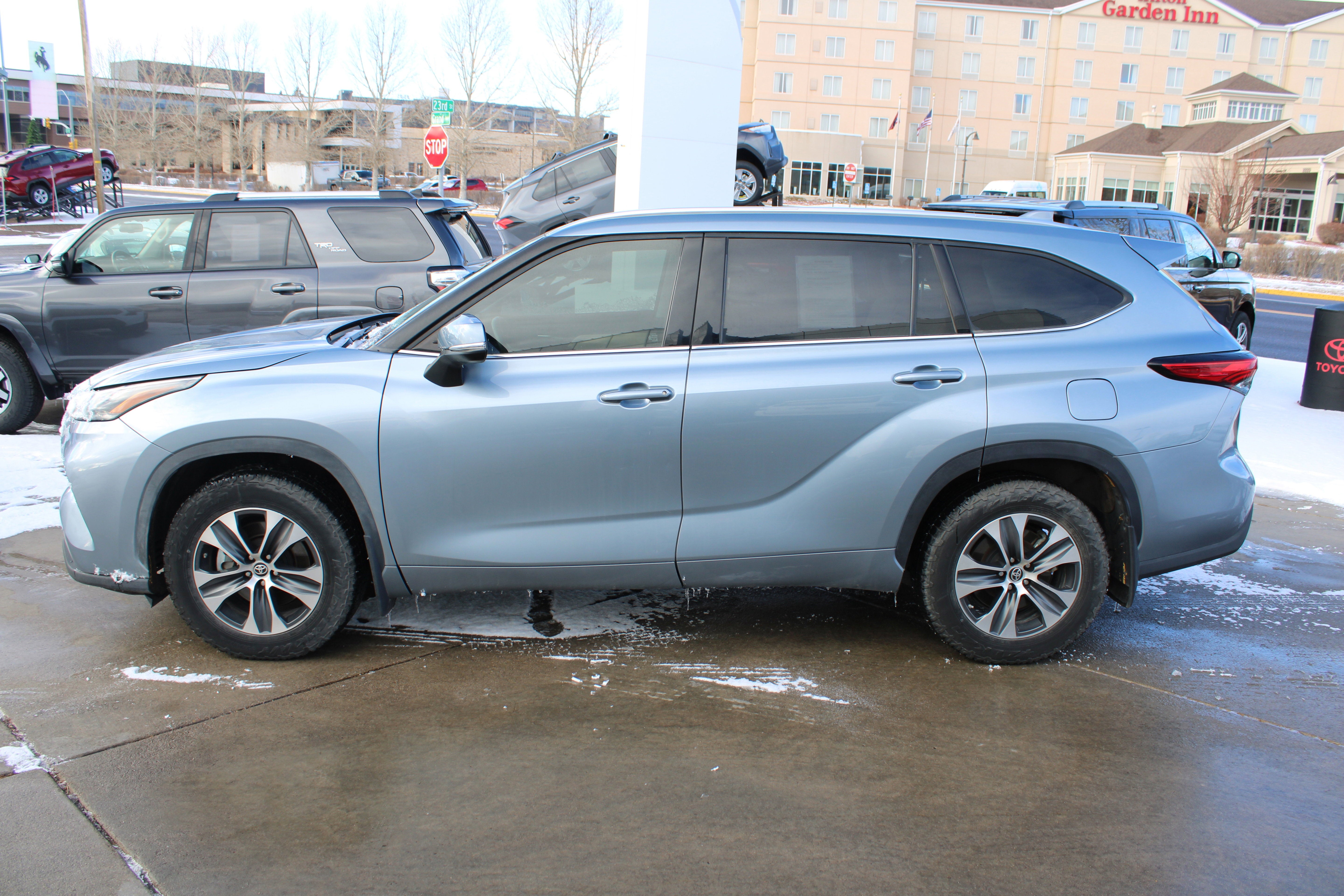 2021 Toyota Highlander XLE