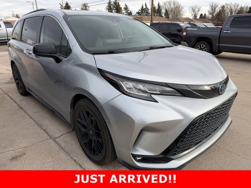 2021 Toyota Sienna XLE