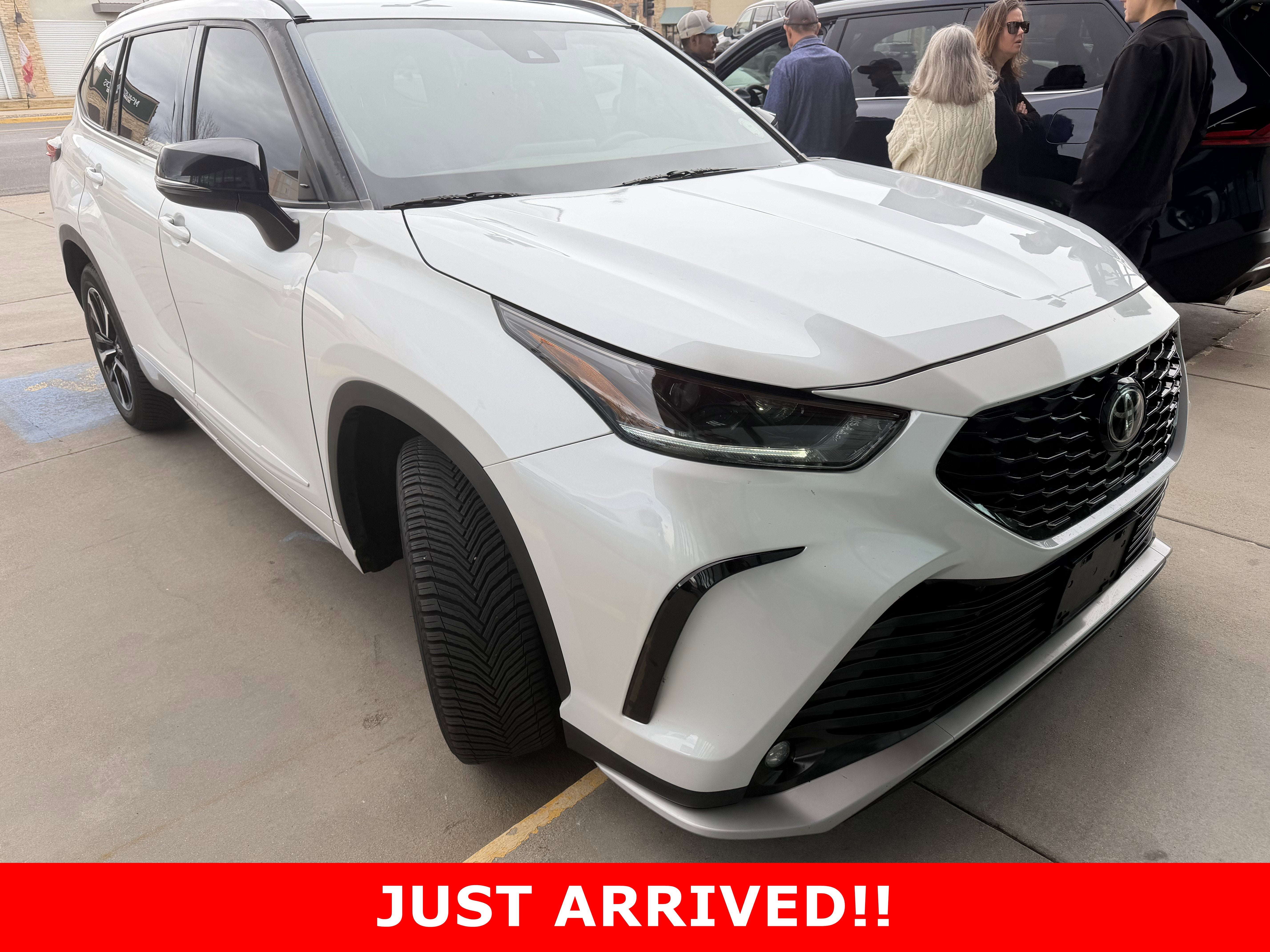2022 Toyota Highlander XSE
