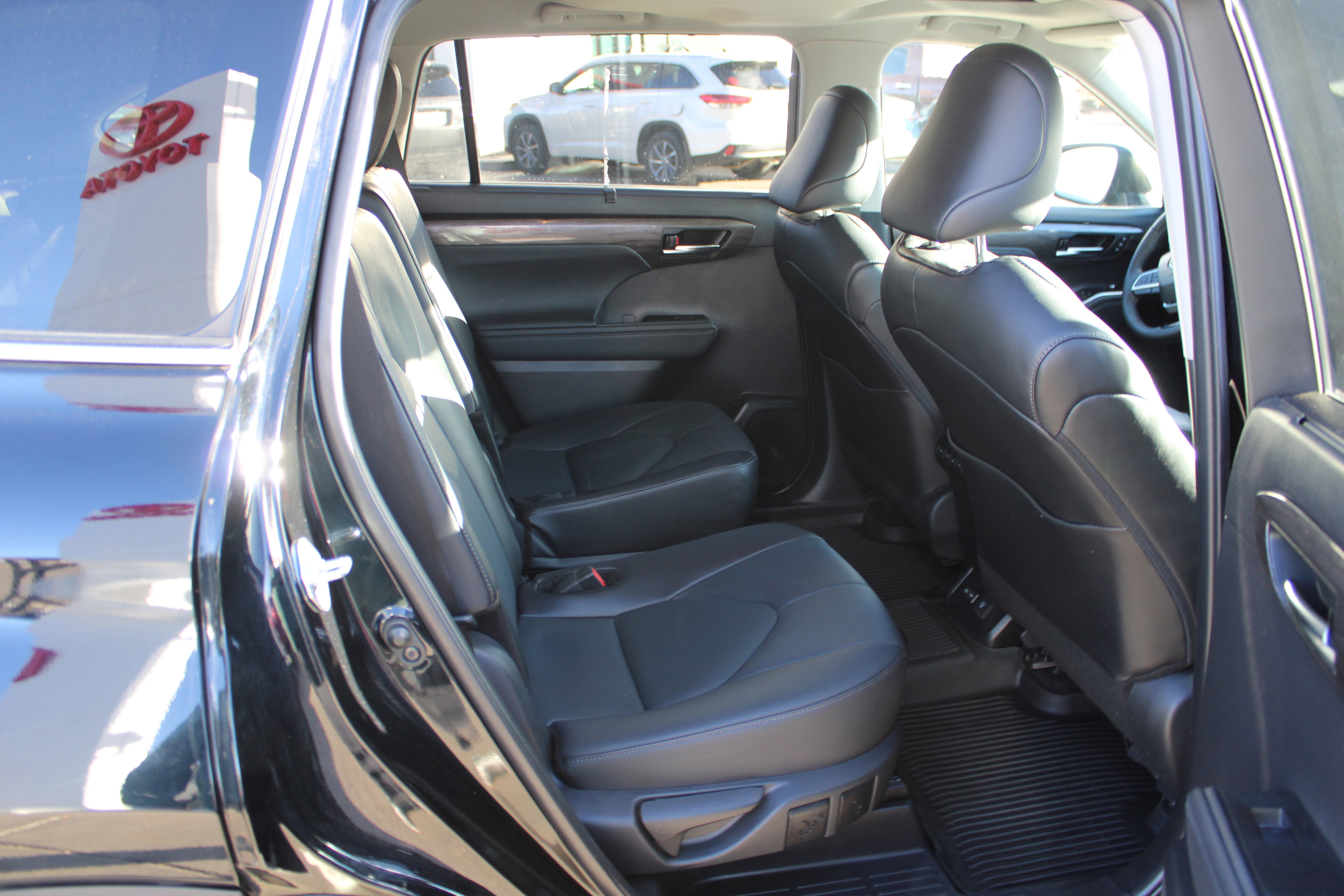 2024 Toyota Highlander Limited