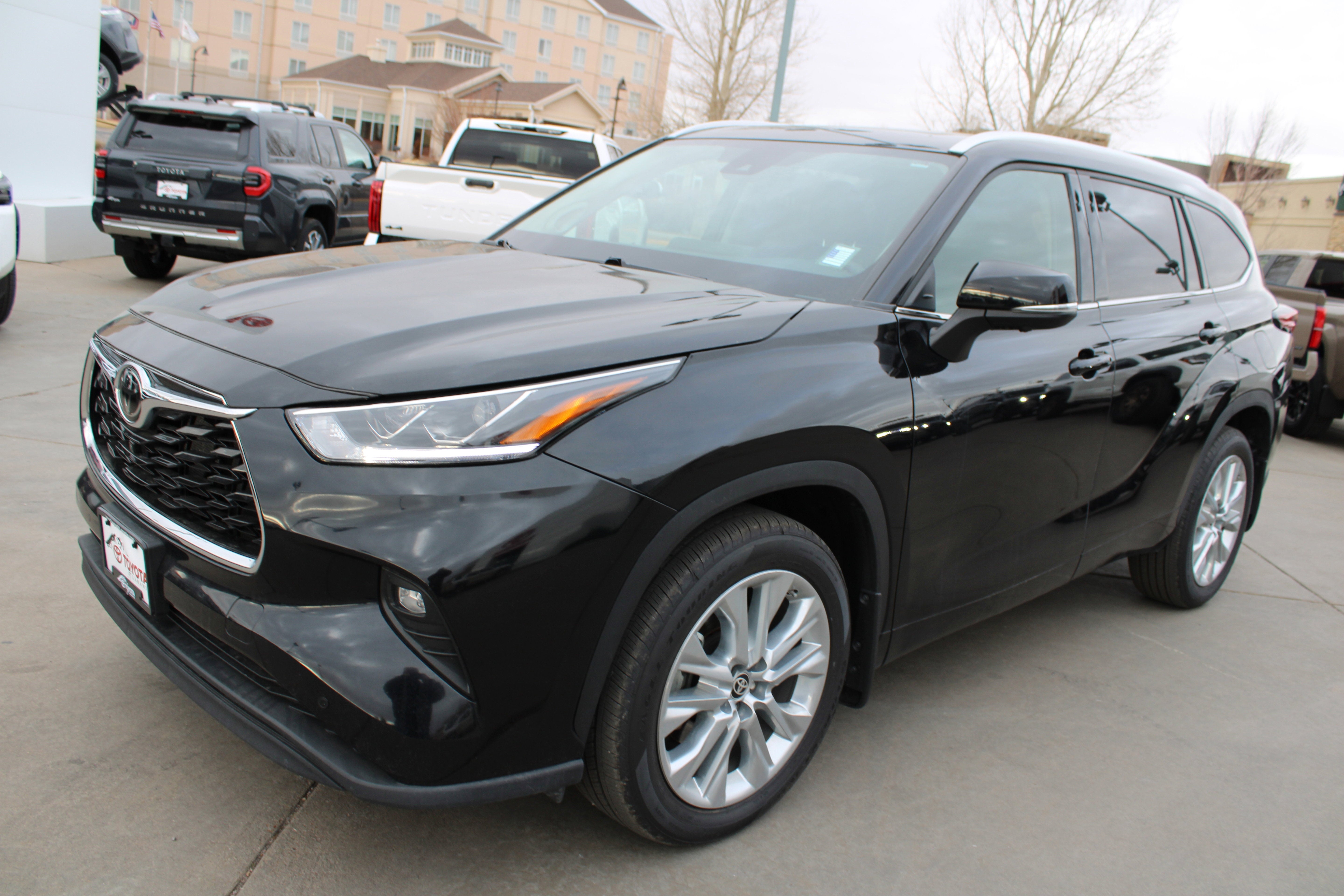 2024 Toyota Highlander Limited