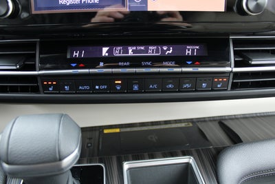 2023 Toyota Sienna Limited