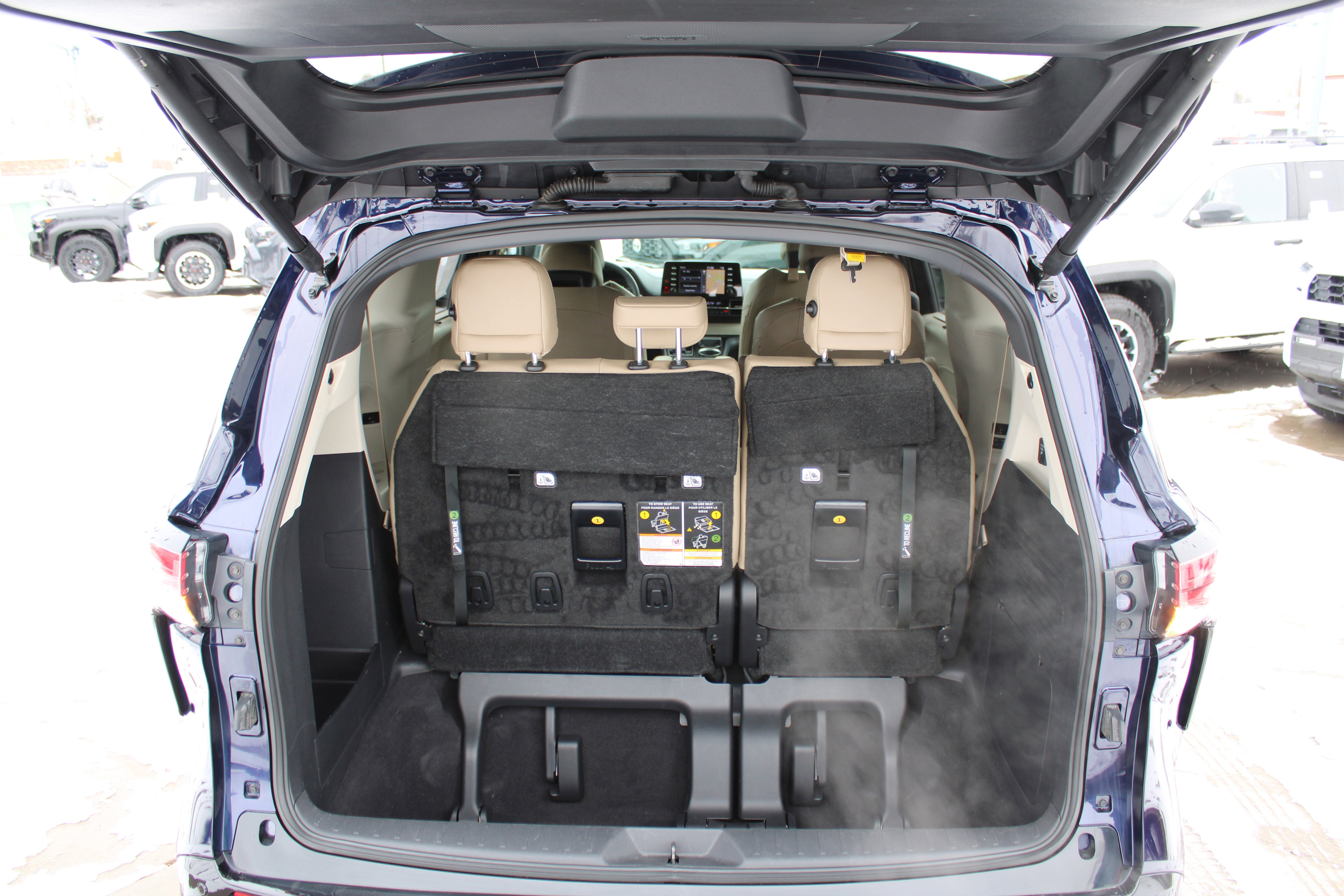 2023 Toyota Sienna Limited