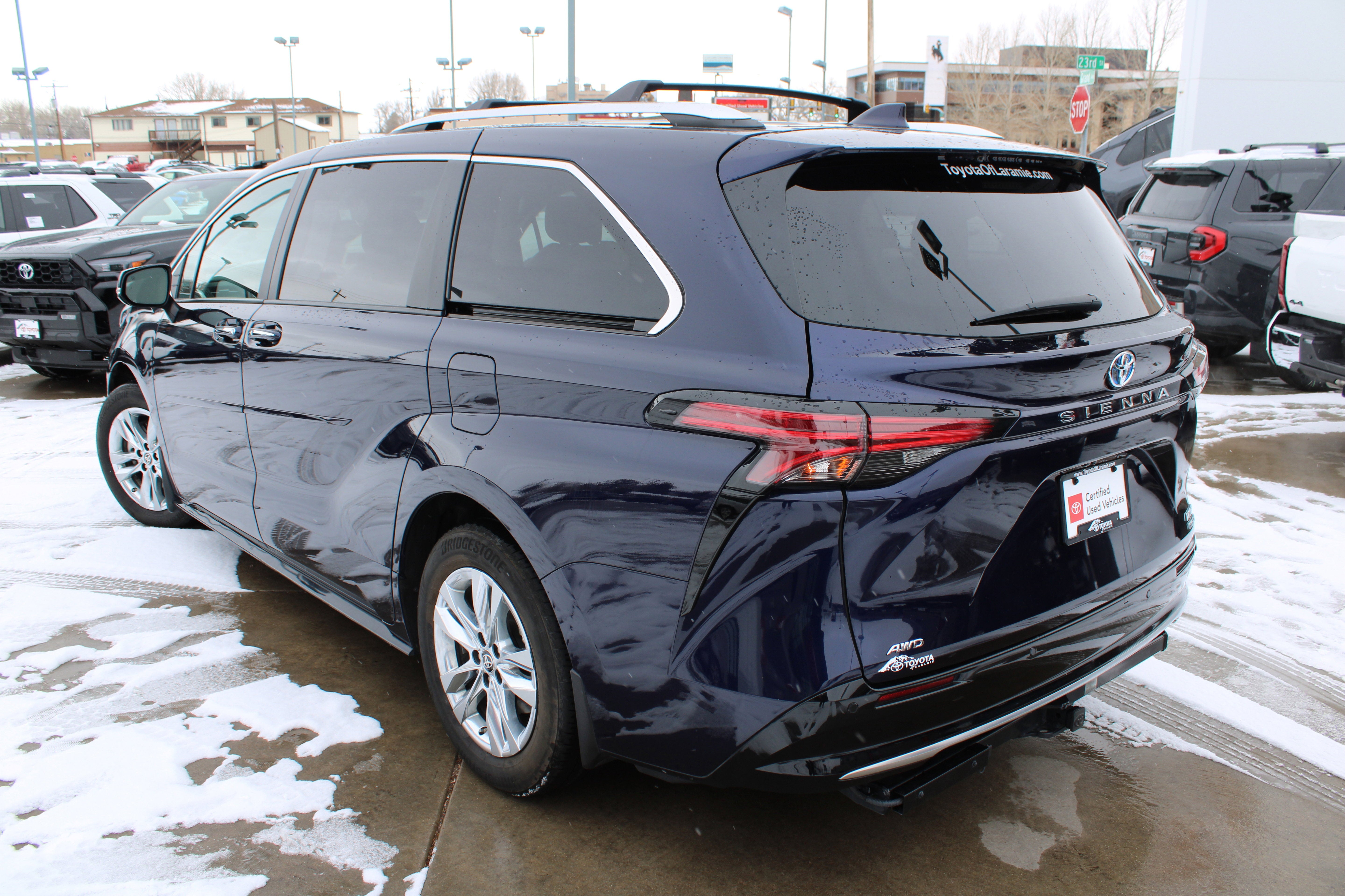 2023 Toyota Sienna Limited