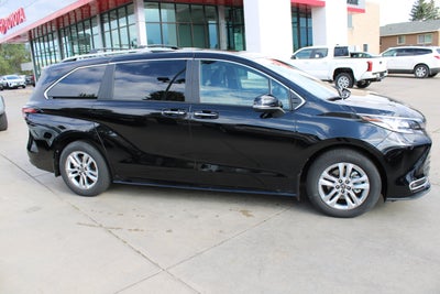 2026 Toyota Sienna Limited