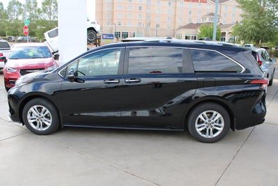 2026 Toyota Sienna Limited
