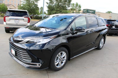 2026 Toyota Sienna Limited
