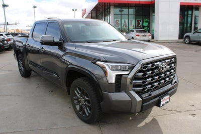 2022 Toyota Tundra 4WD Platinum