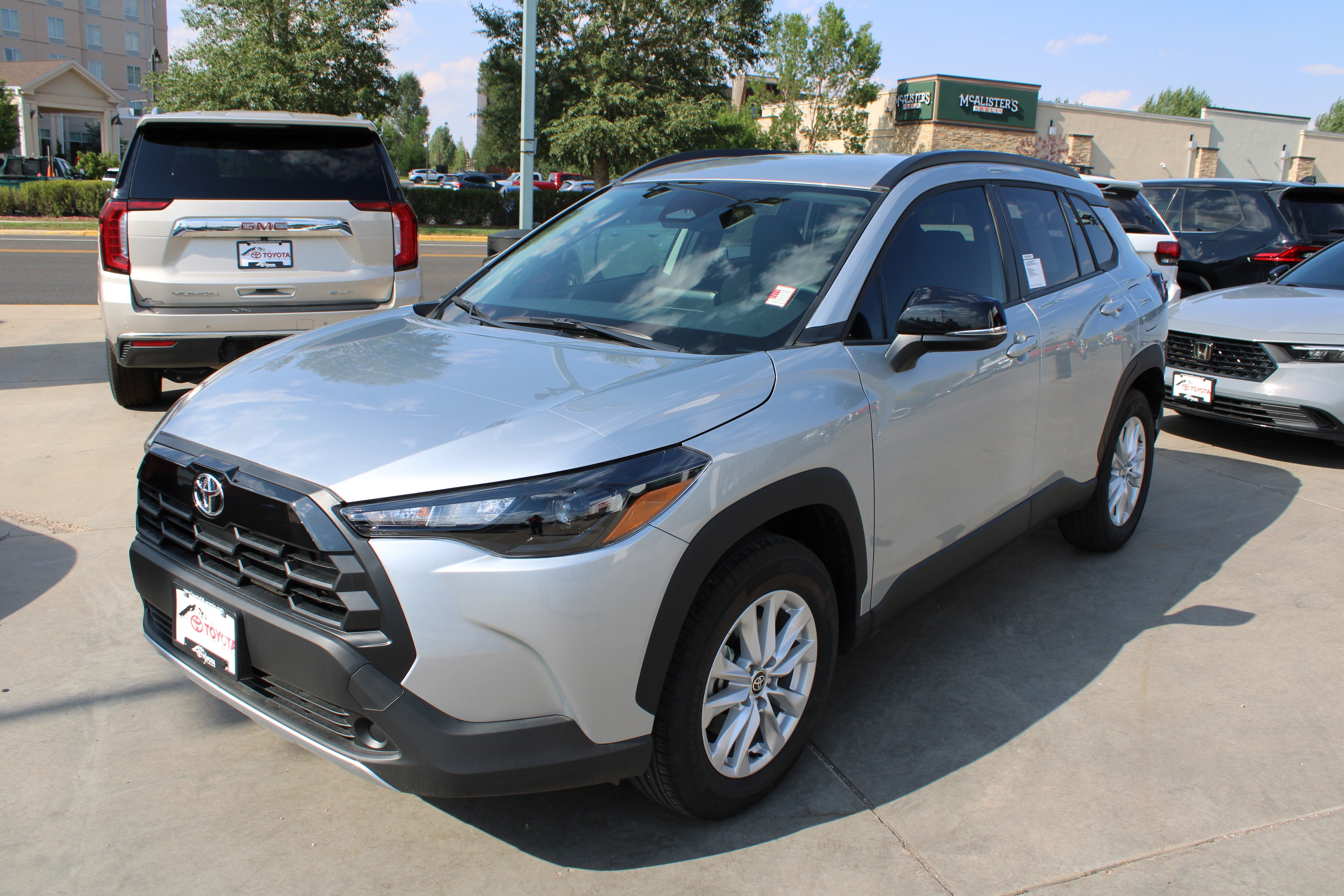 2026 Toyota Corolla Cross LE