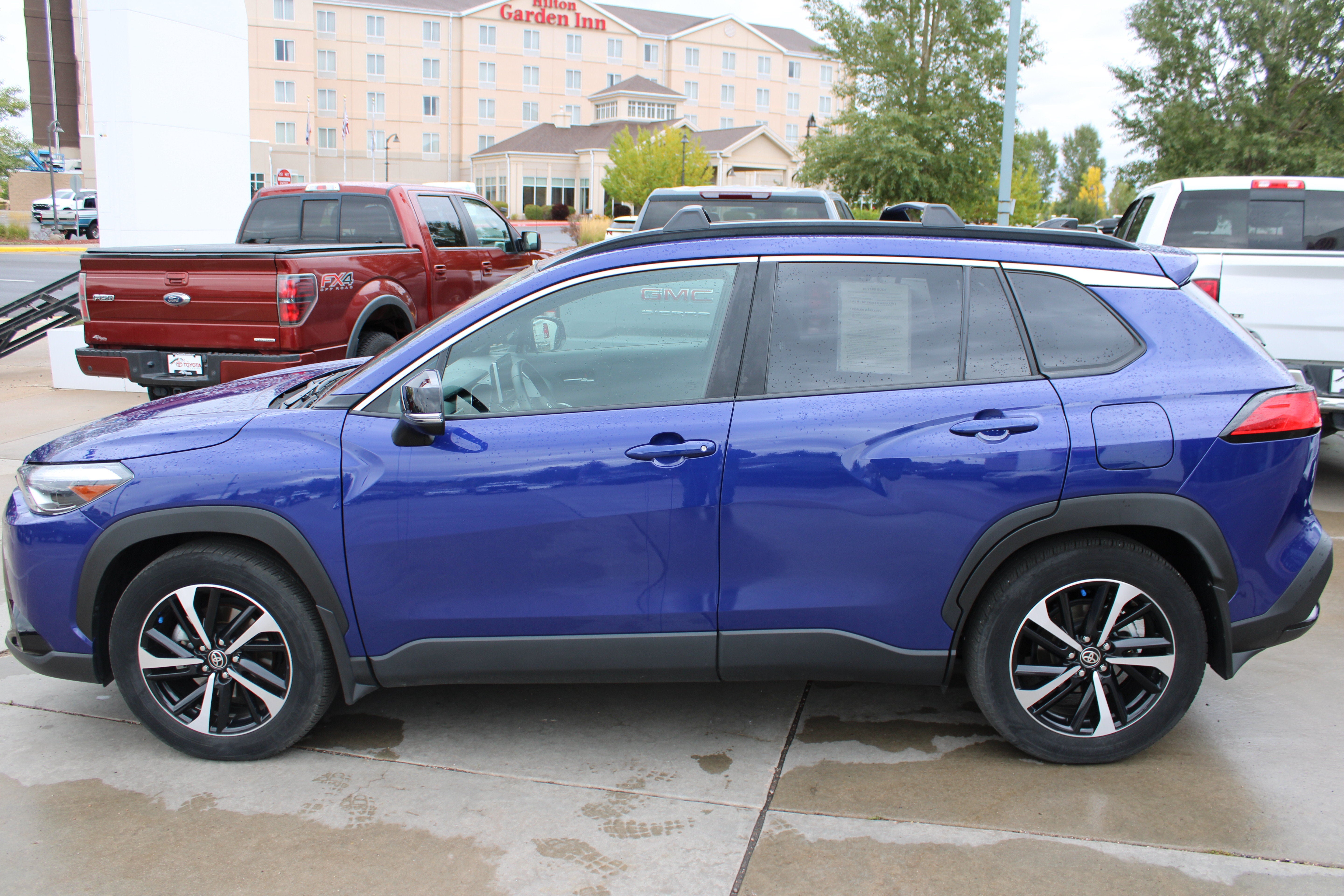2025 Toyota Corolla Cross Hybrid XSE