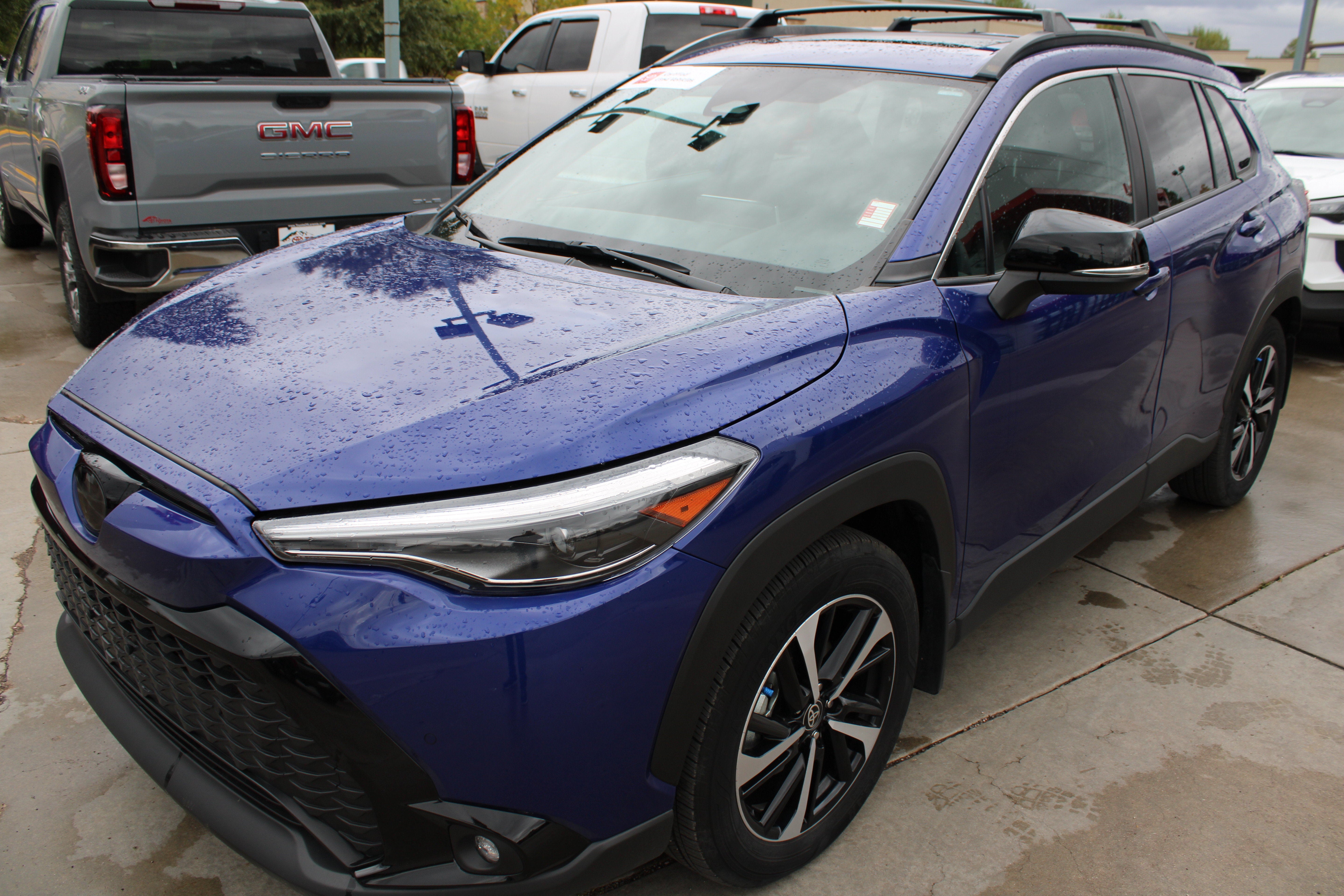 2025 Toyota Corolla Cross Hybrid XSE