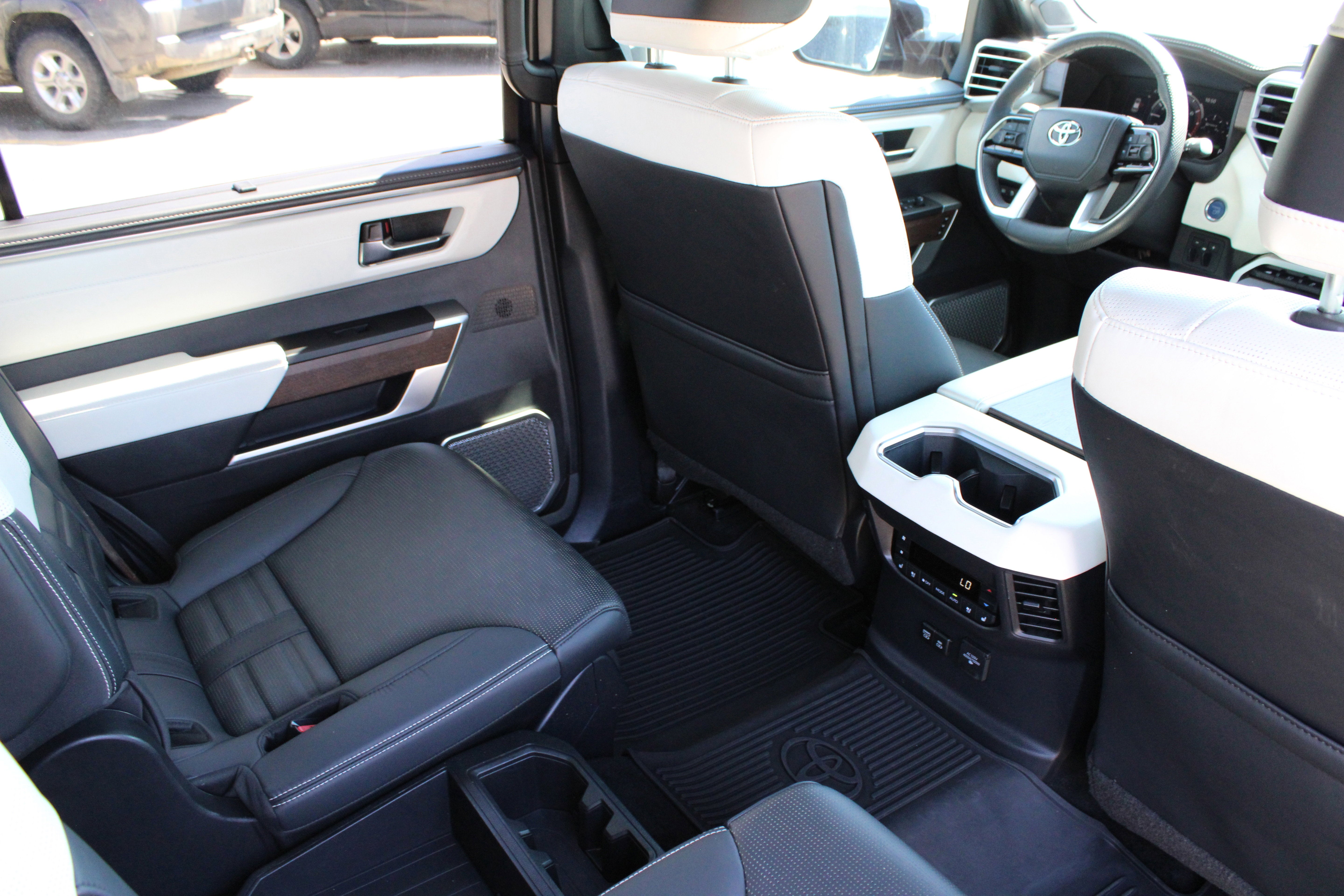 2024 Toyota Sequoia Capstone