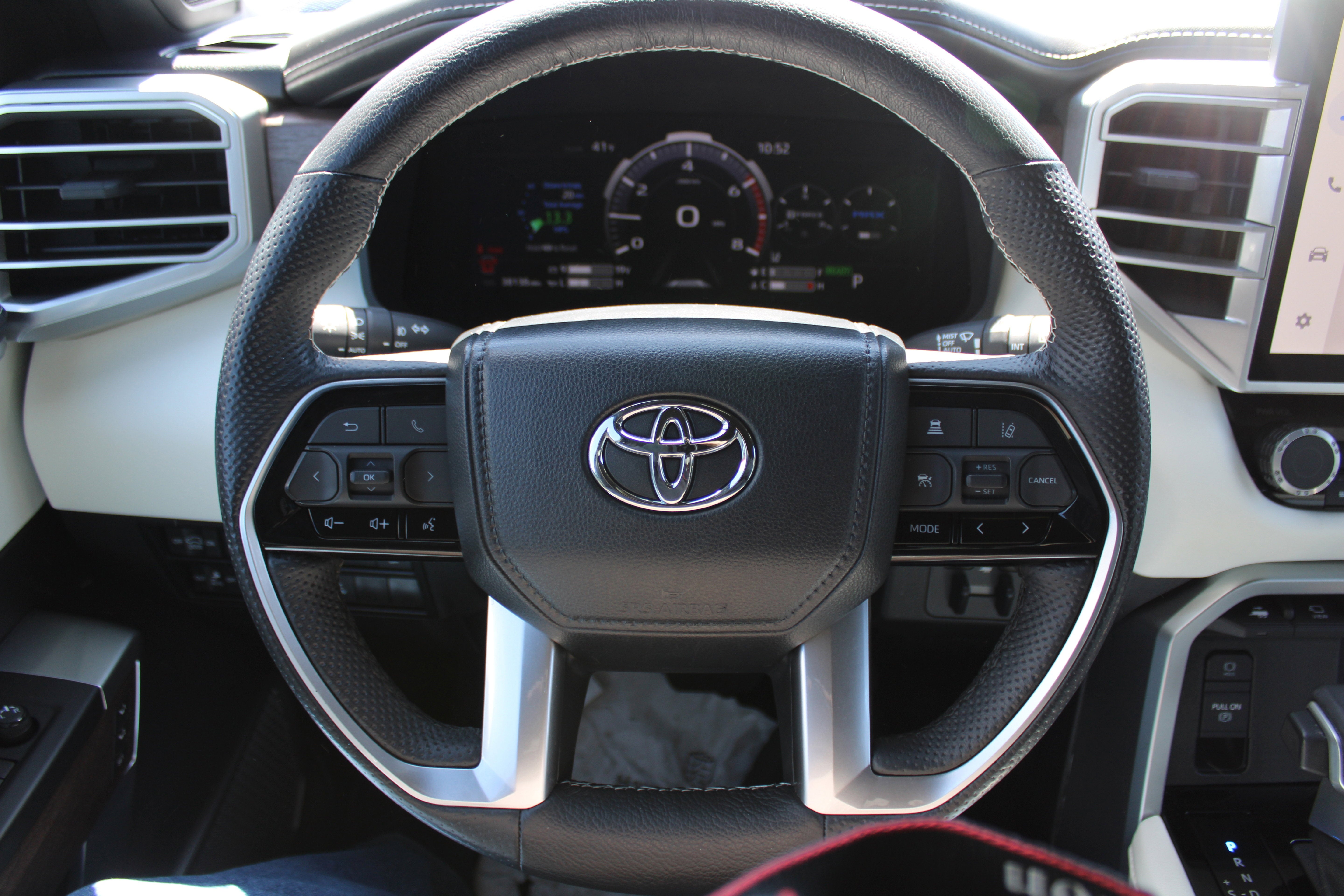 2024 Toyota Sequoia Capstone