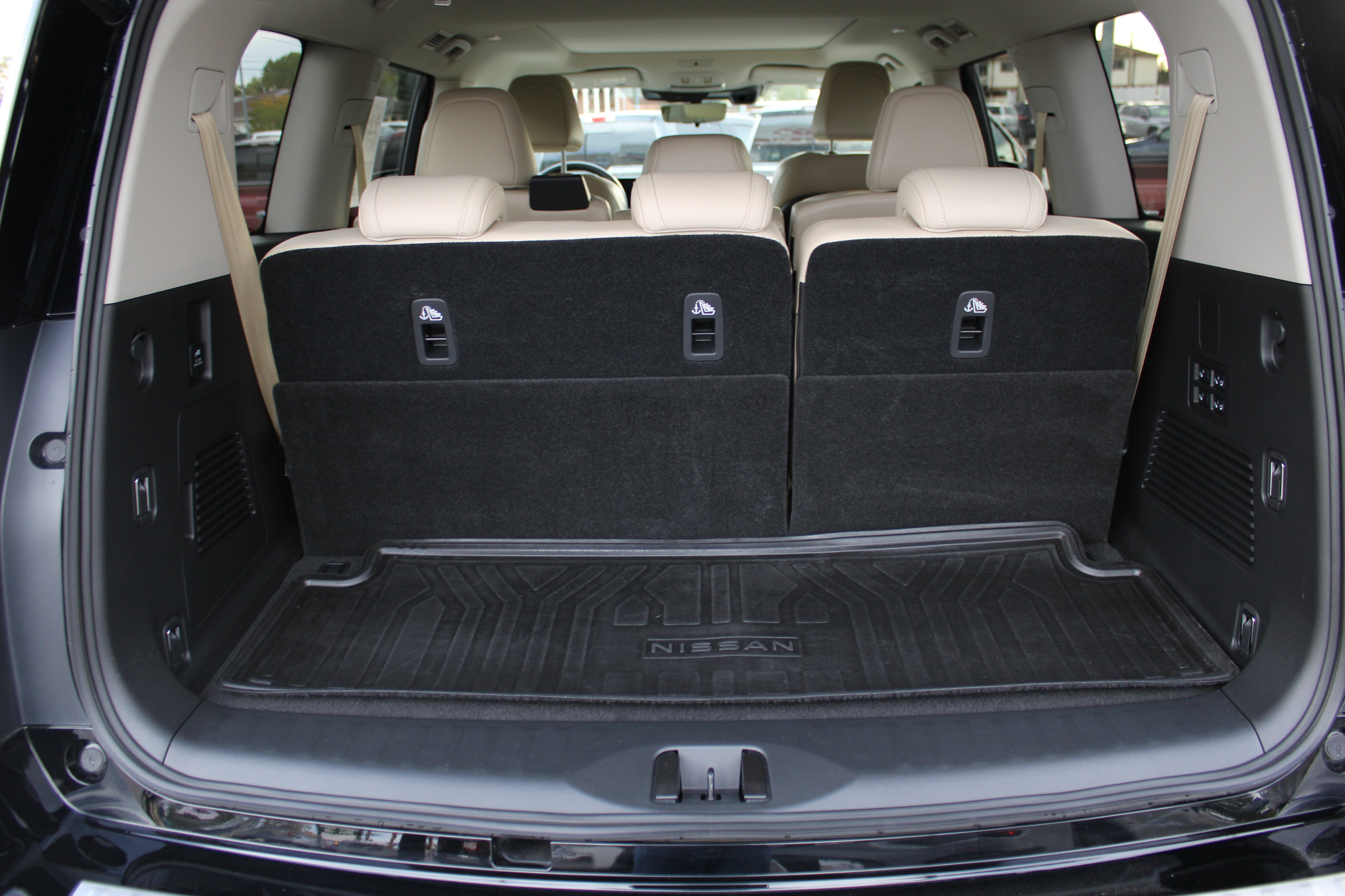 2025 Nissan Armada Platinum