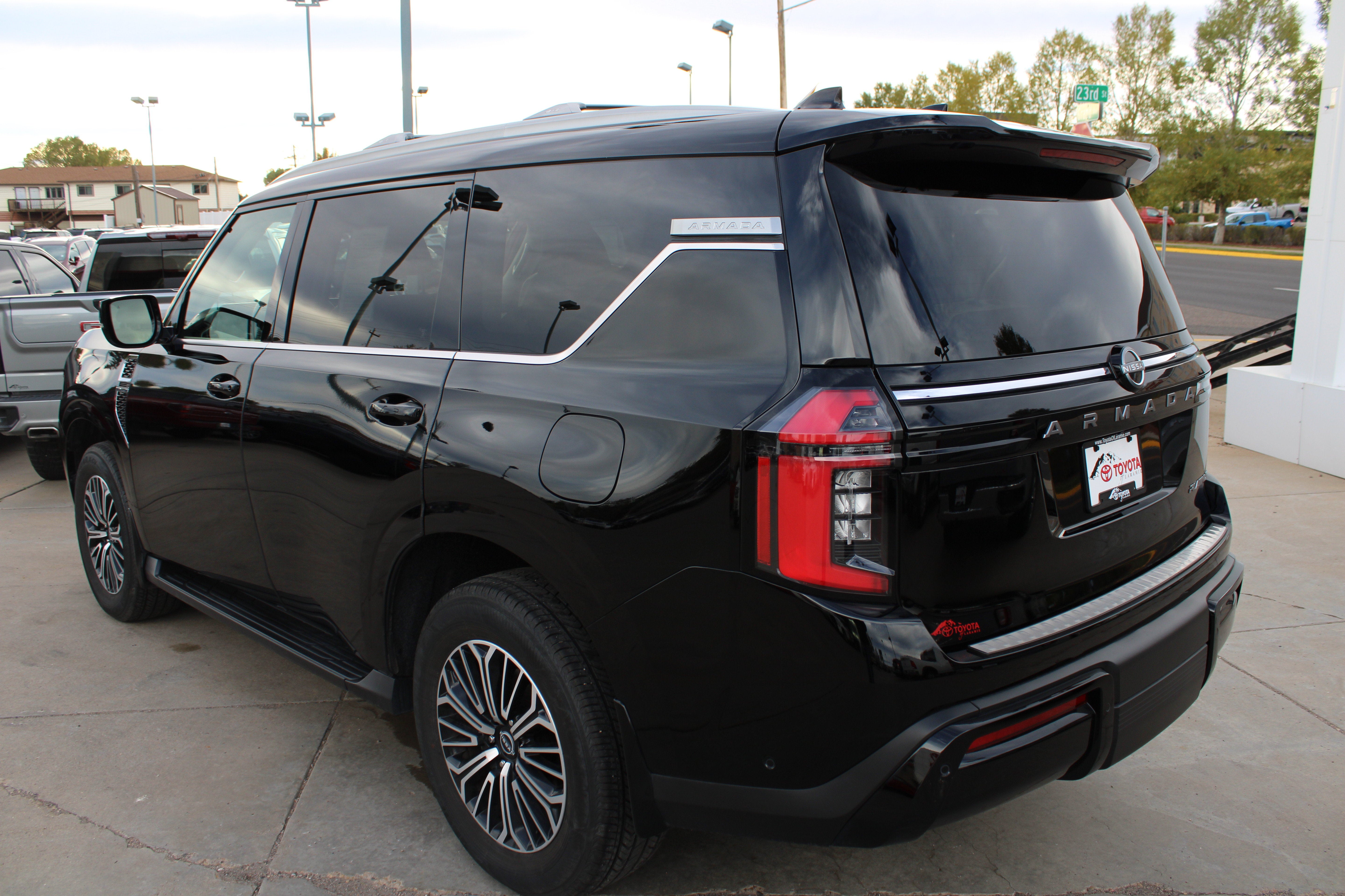 2025 Nissan Armada Platinum